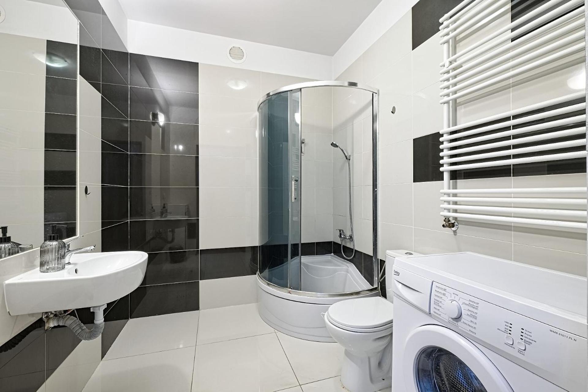 Urbannest Lakowa Apartment *