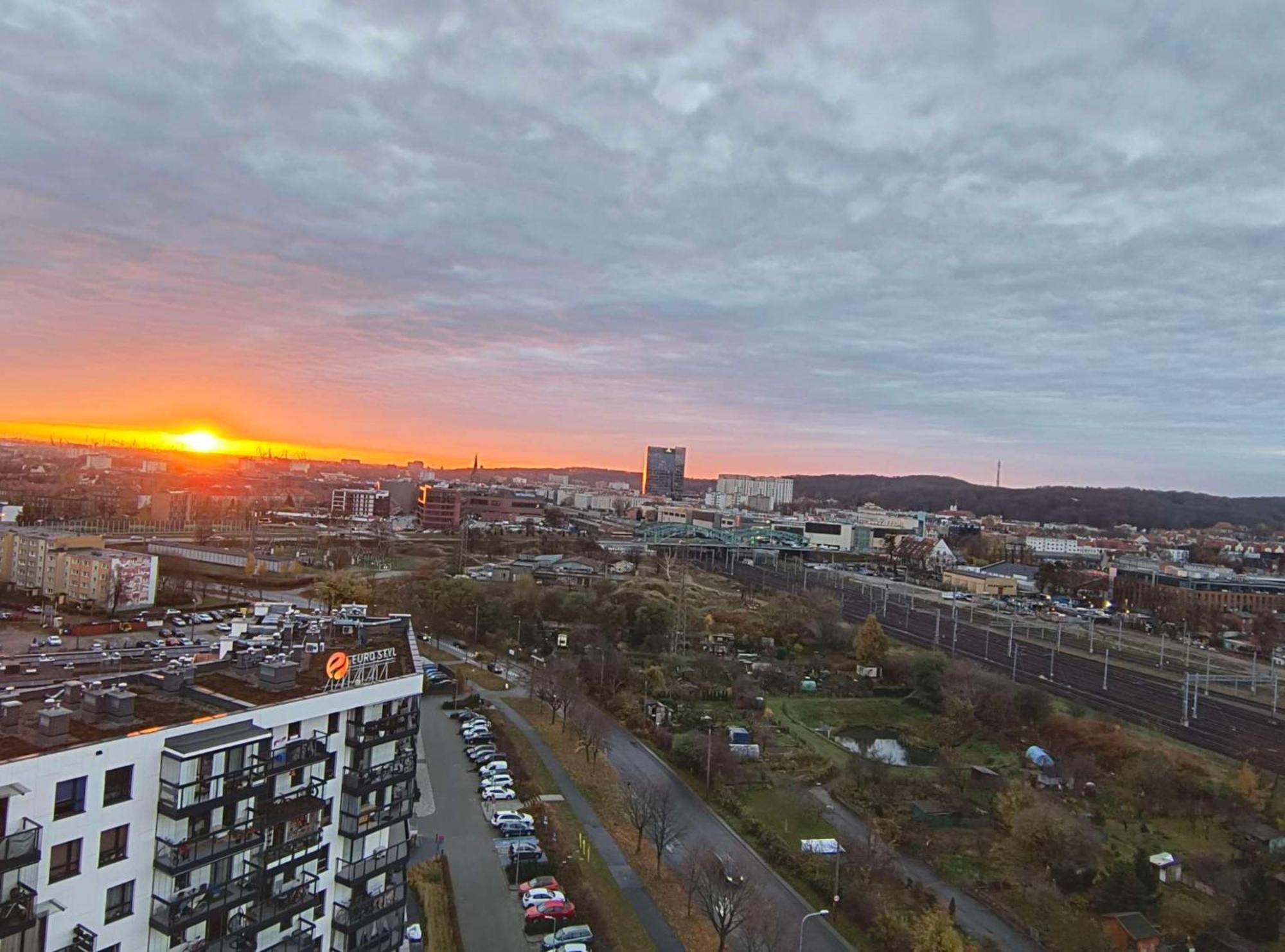 Huoneisto Mustsea Gdansk Apartments With Underground Parking *