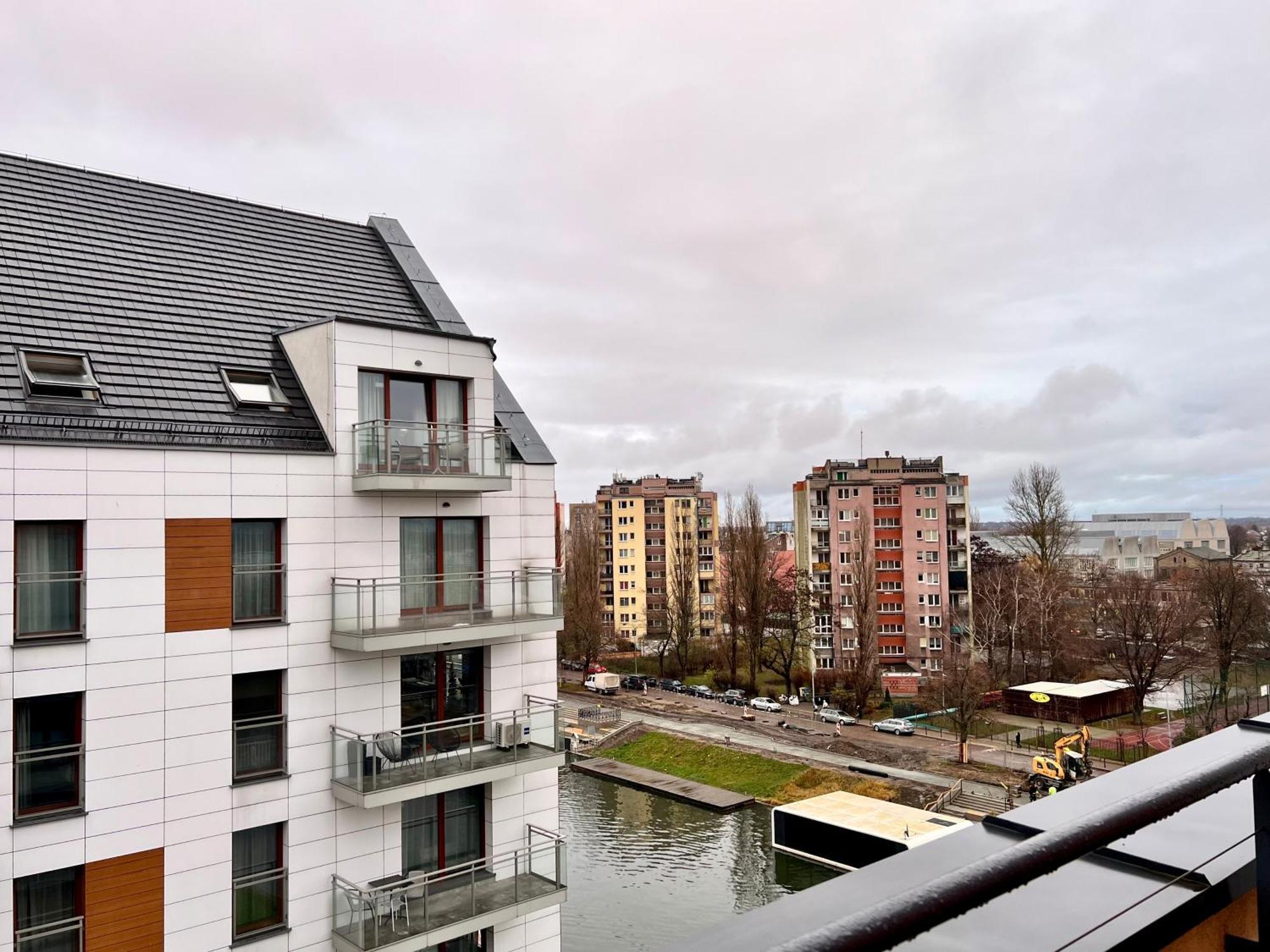 Chmielna Riverview From Balcony By Piroko Apartment Gdansk
