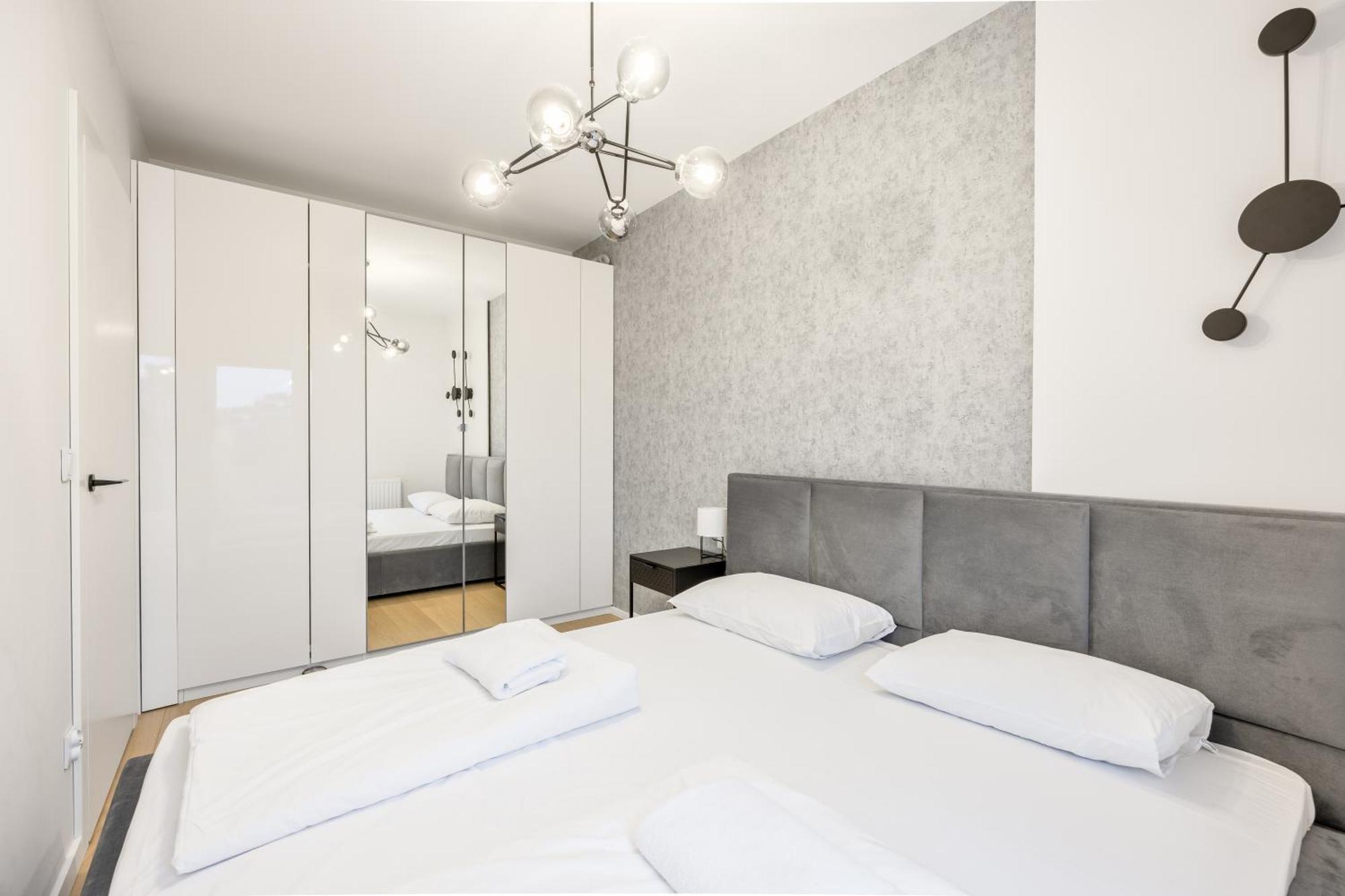 Rent40 Aura Old Town