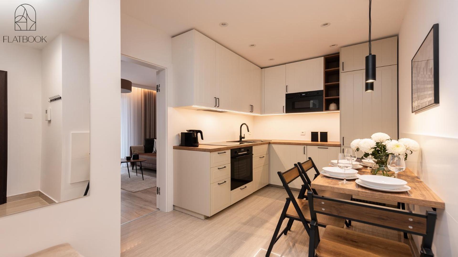 Flatbook - Seaside Albatross Tower Apartment Gdansk