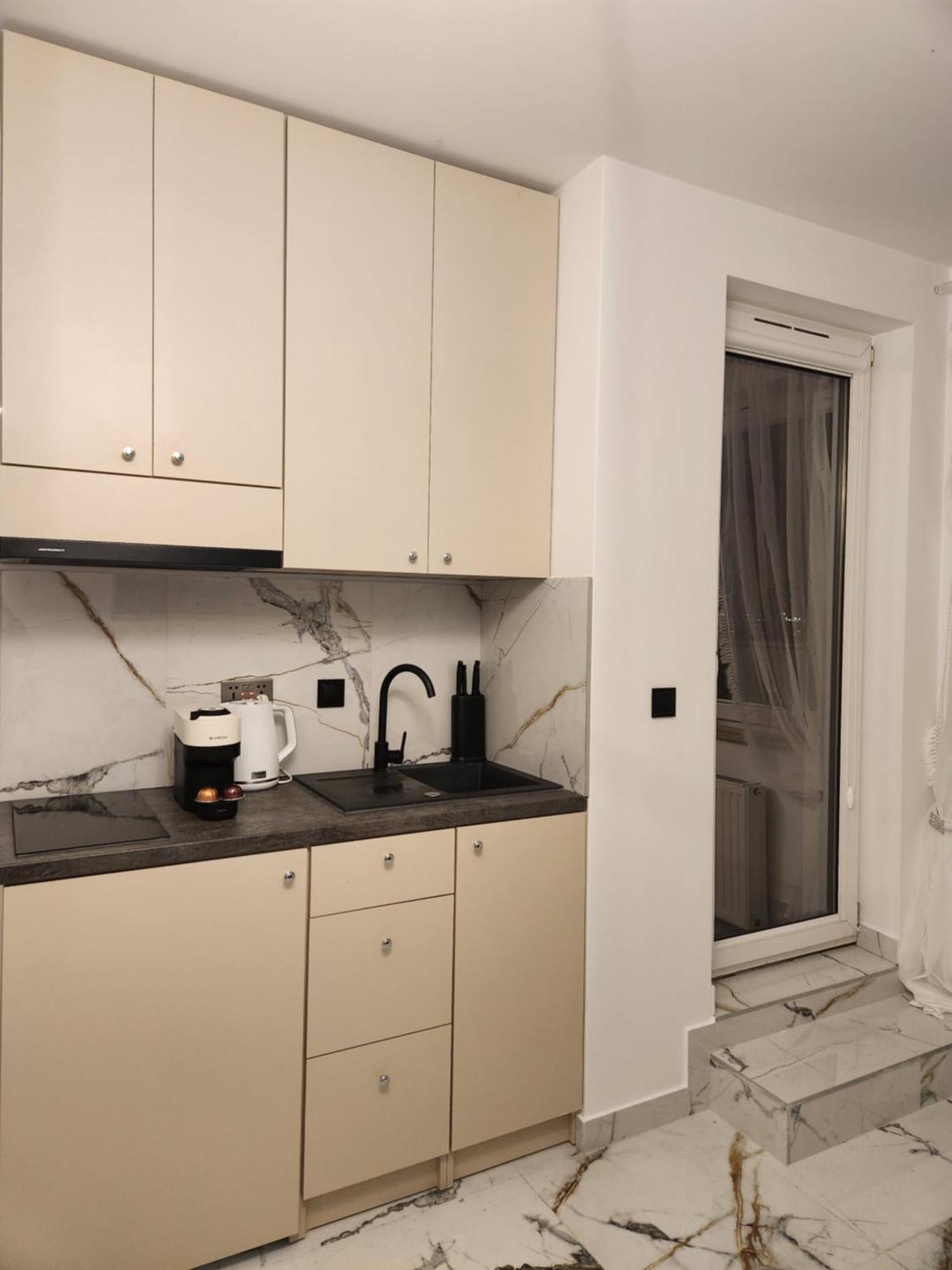 By The Sea - Prestige With A Luxurious Jacuzzi, Sauna And An Exclusive Massage Chair Available In One Of The Apartments! *