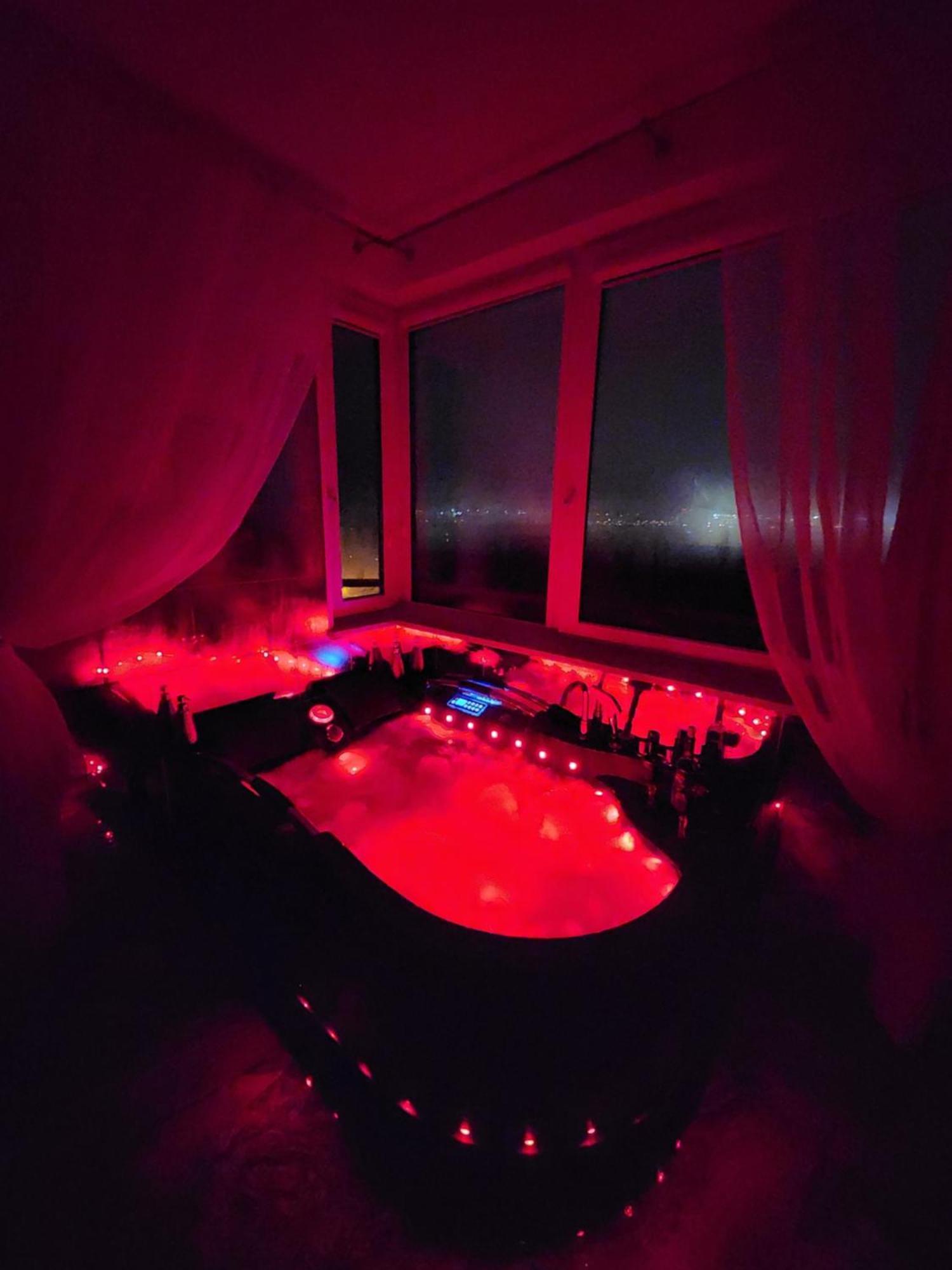 By The Sea - Prestige With A Luxurious Jacuzzi, Sauna And An Exclusive Massage Chair Available In One Of The Apartments! * Gdańsk