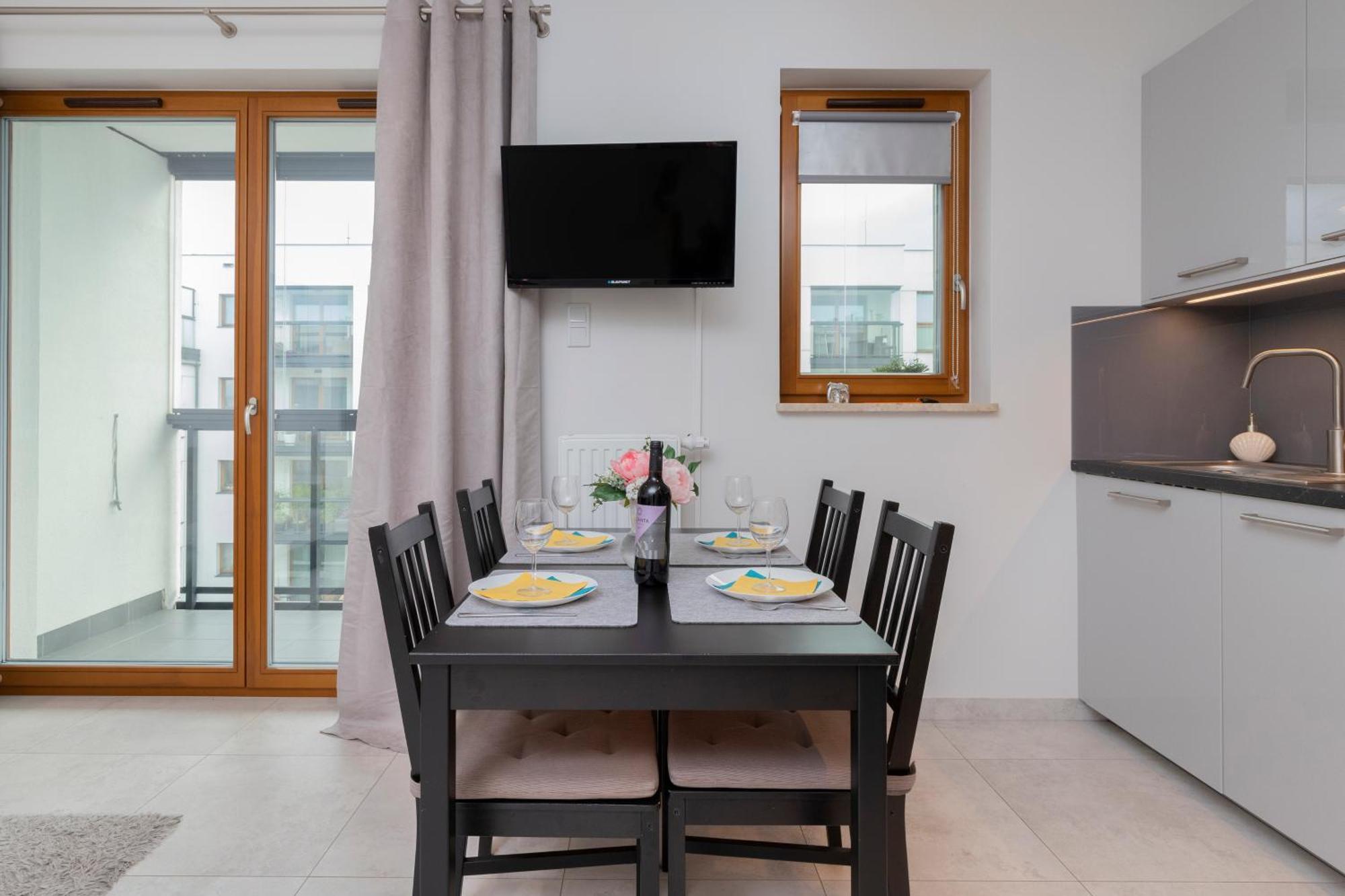 Z Widokiem Na Morze Obok Parku Millenium W Gdansku By Renters Gdańsk