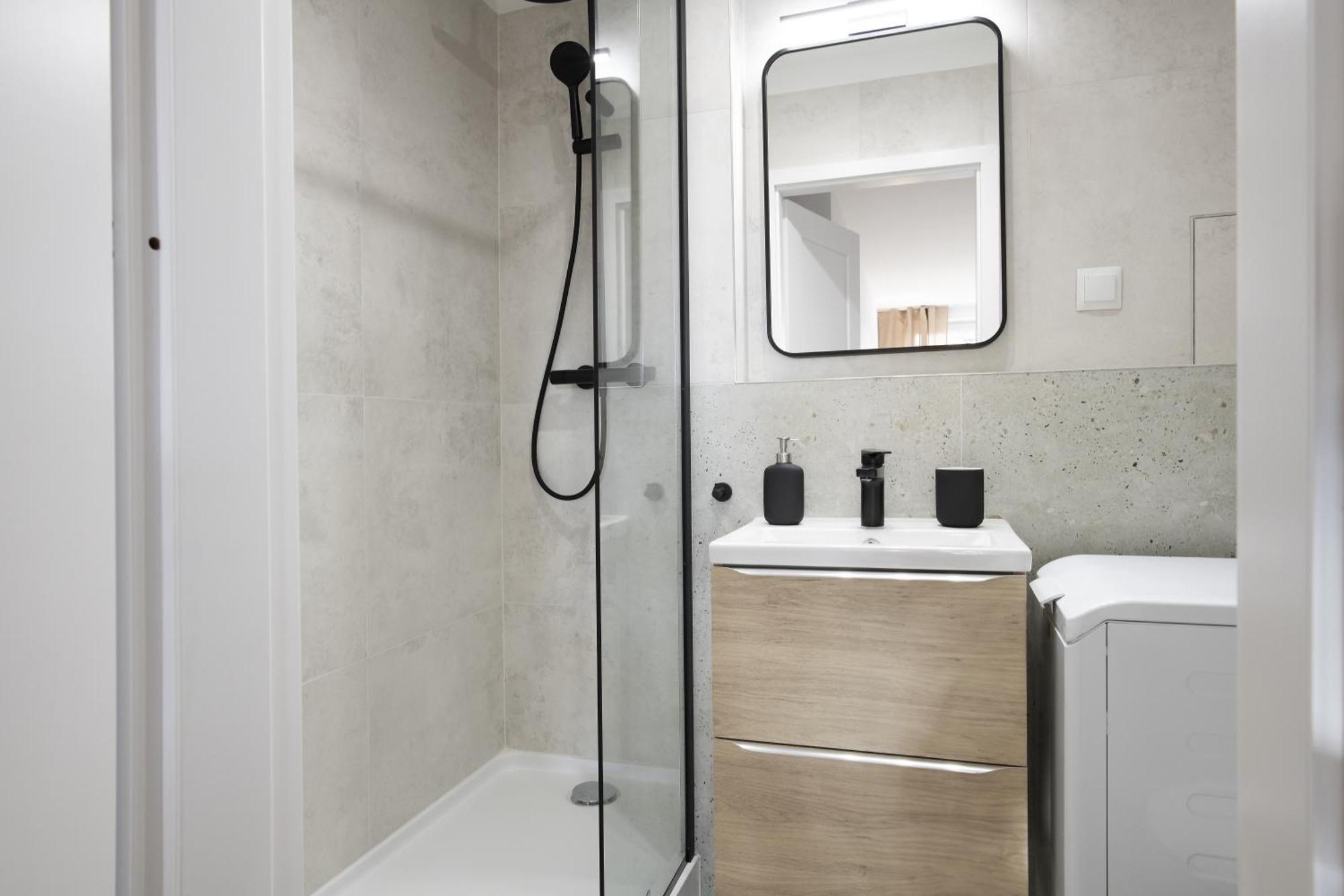 Modern Flat After Complete Renovation In The Old Town! Lejlighed *