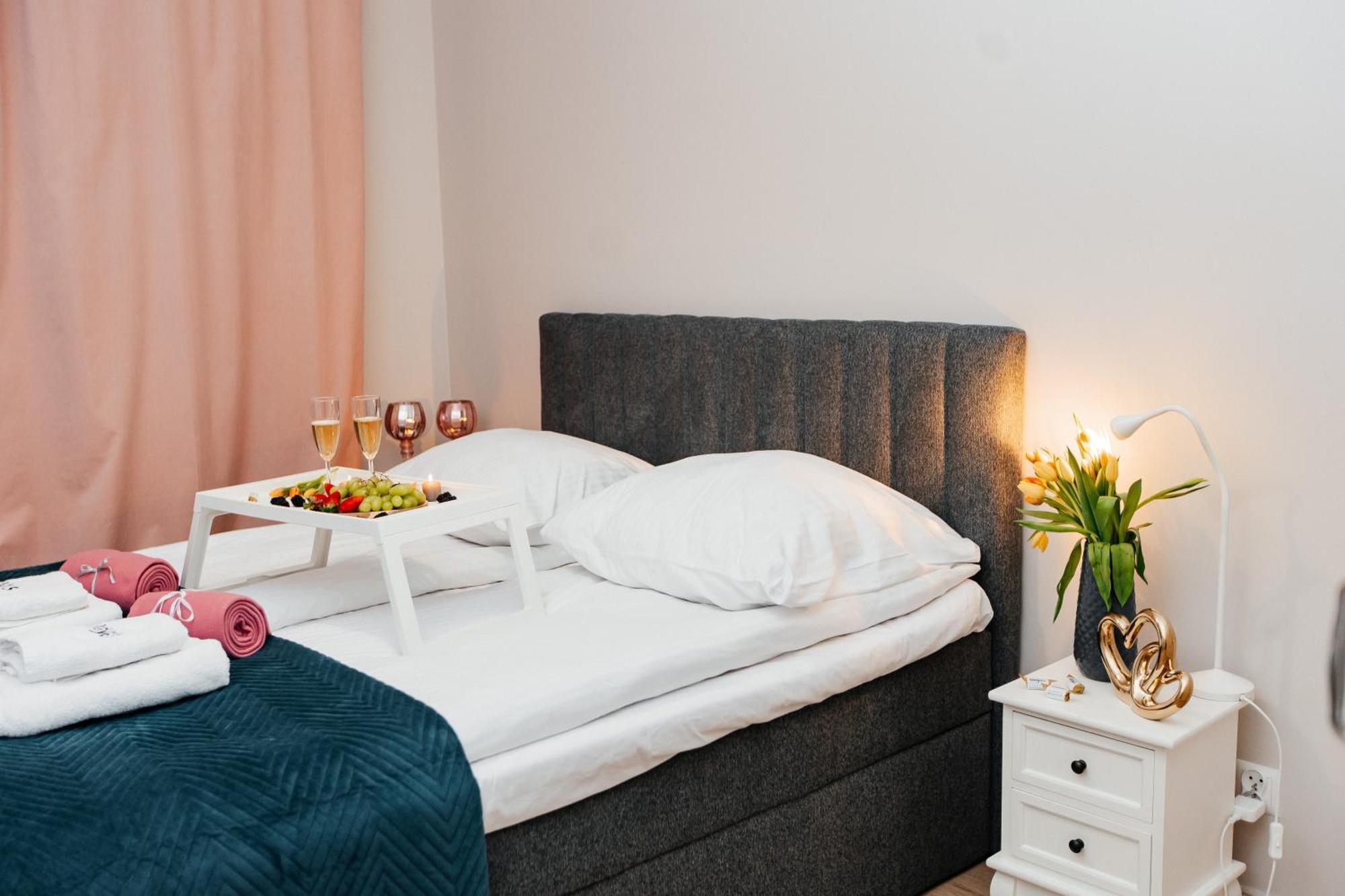 Maya's Flats & 59 - Milosci Apartment Gdansk
