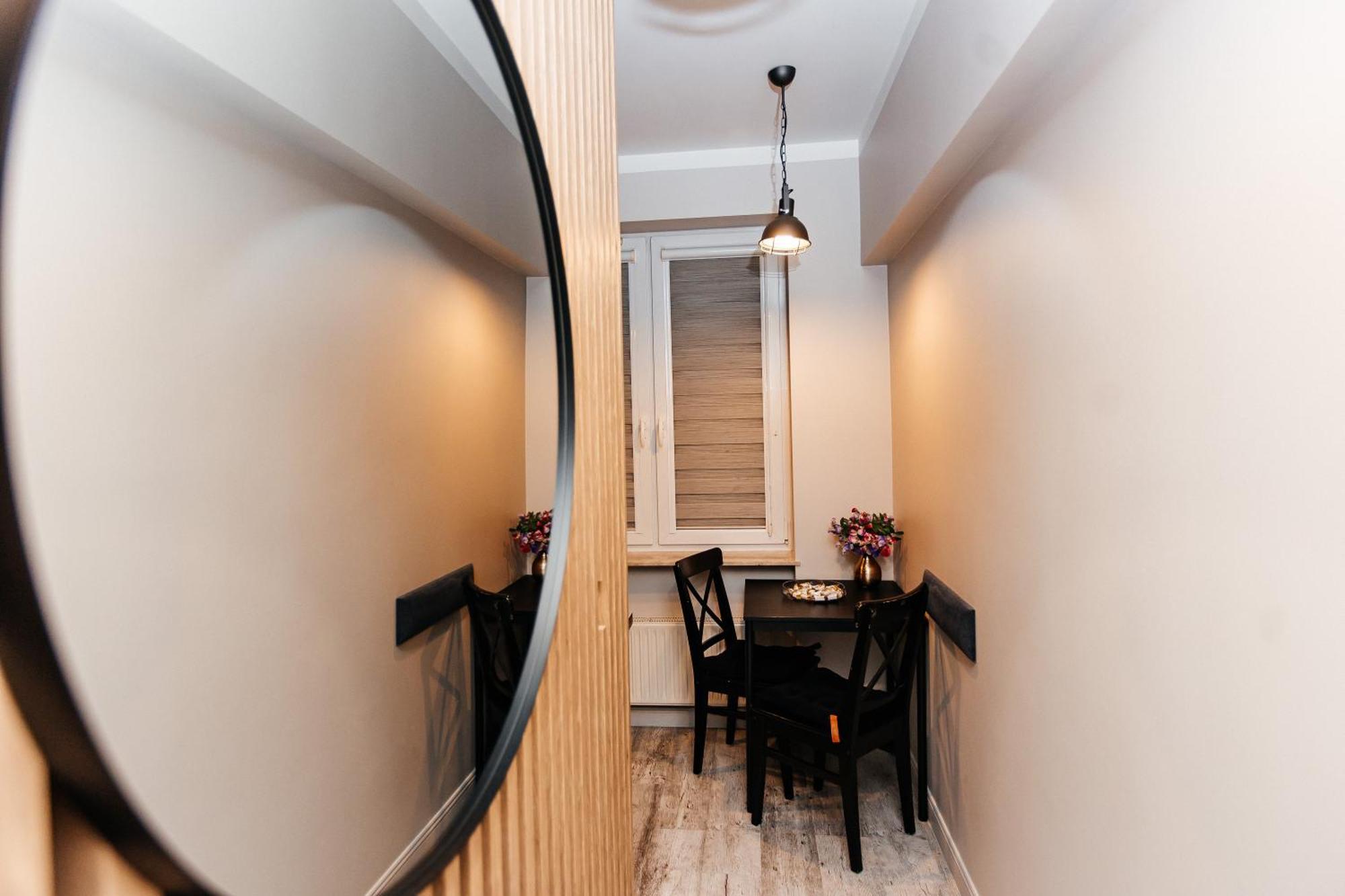Maya's Flats & 59 - Milosci Apartment *