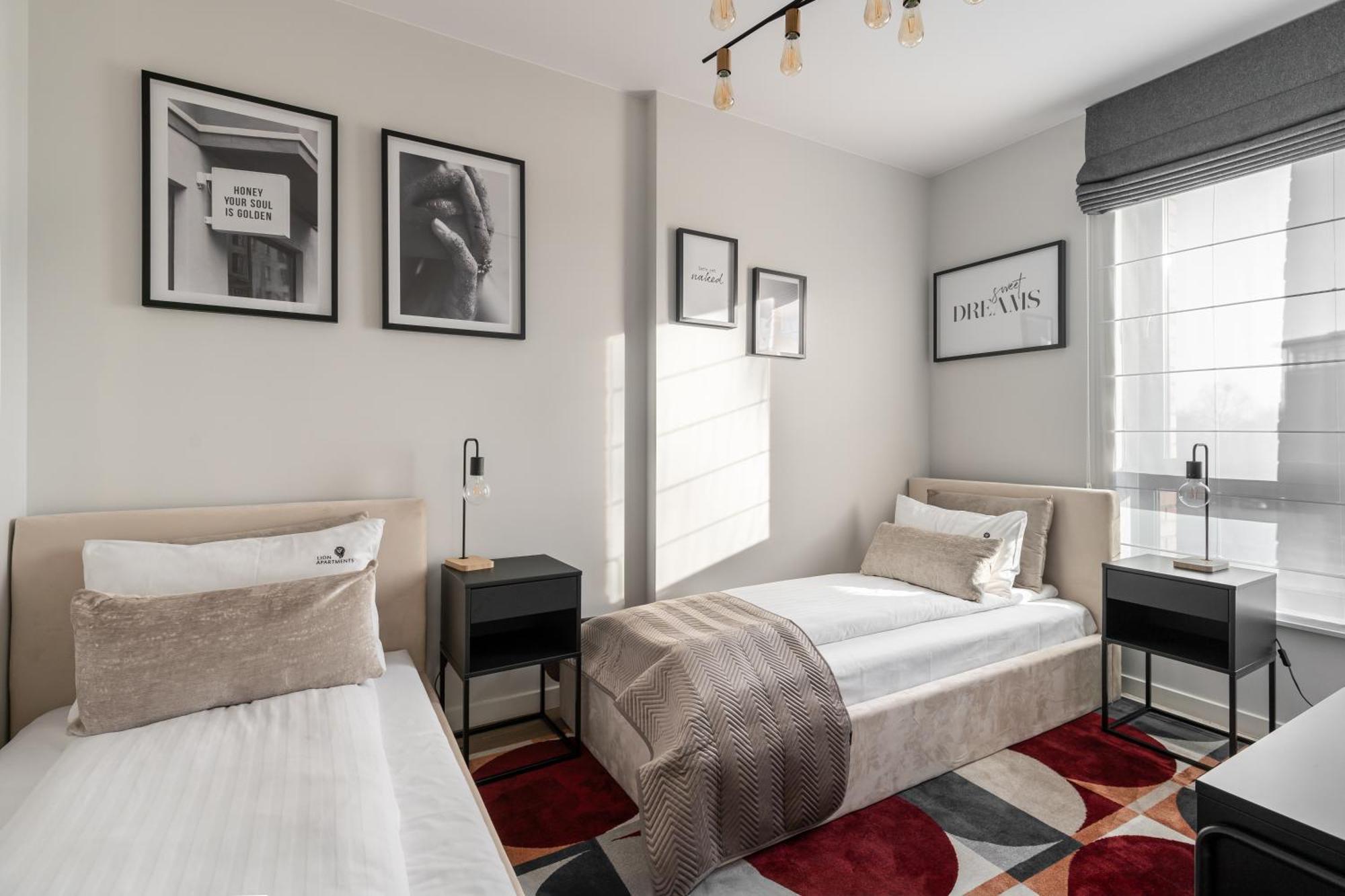 Scala 60e Center Premium With Parking By Lion Apartment Danzig