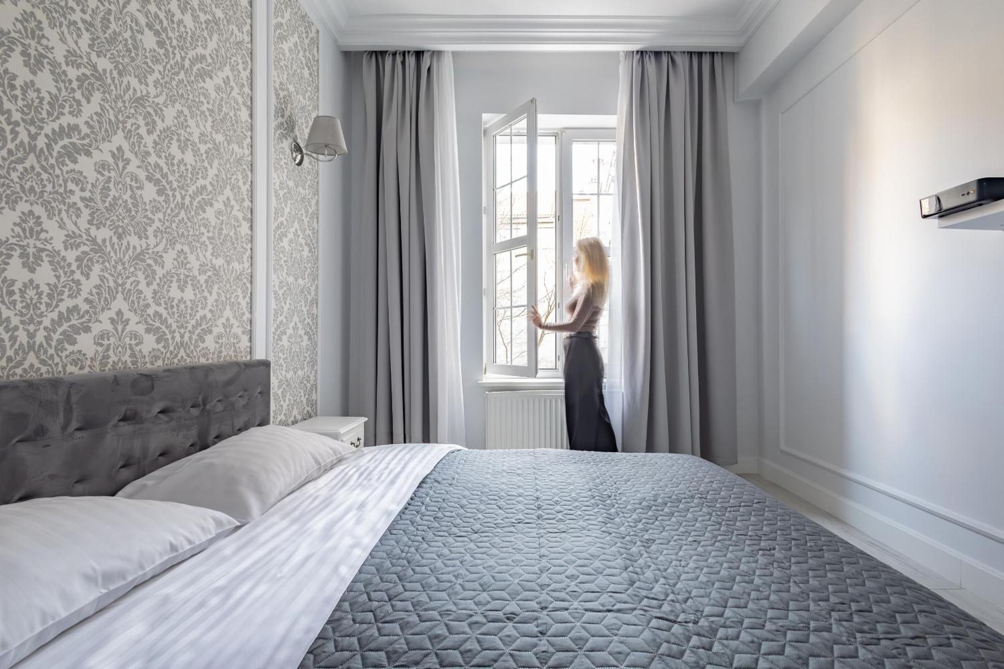 Glow - Dubaj Glamour, Ulica Dluga Old Town Apartment *