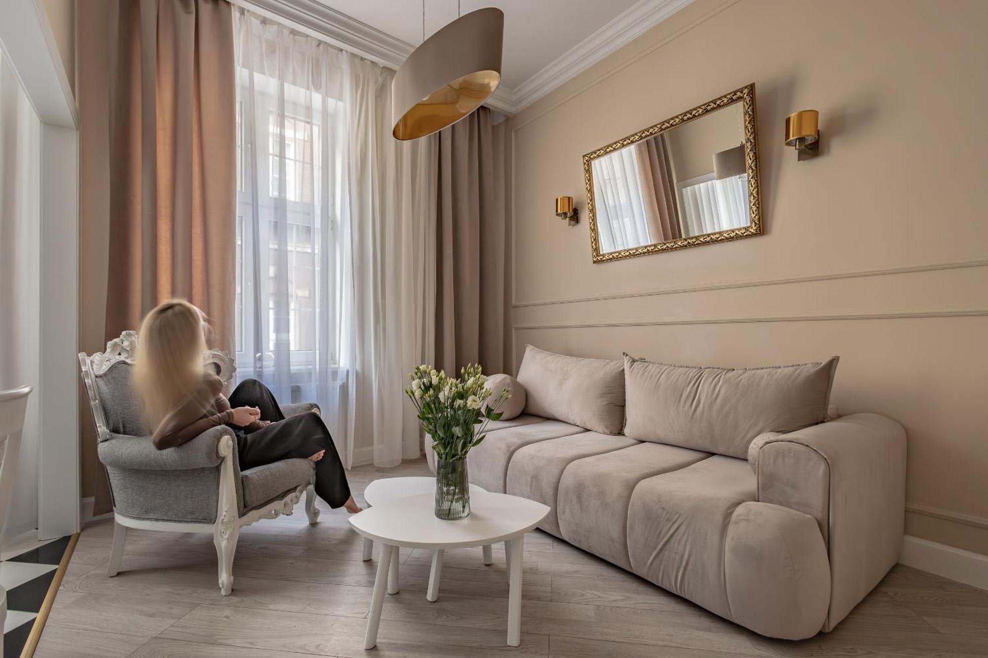 Apartment Glow - Dubaj Glamour, Ulica Dluga Old Town *