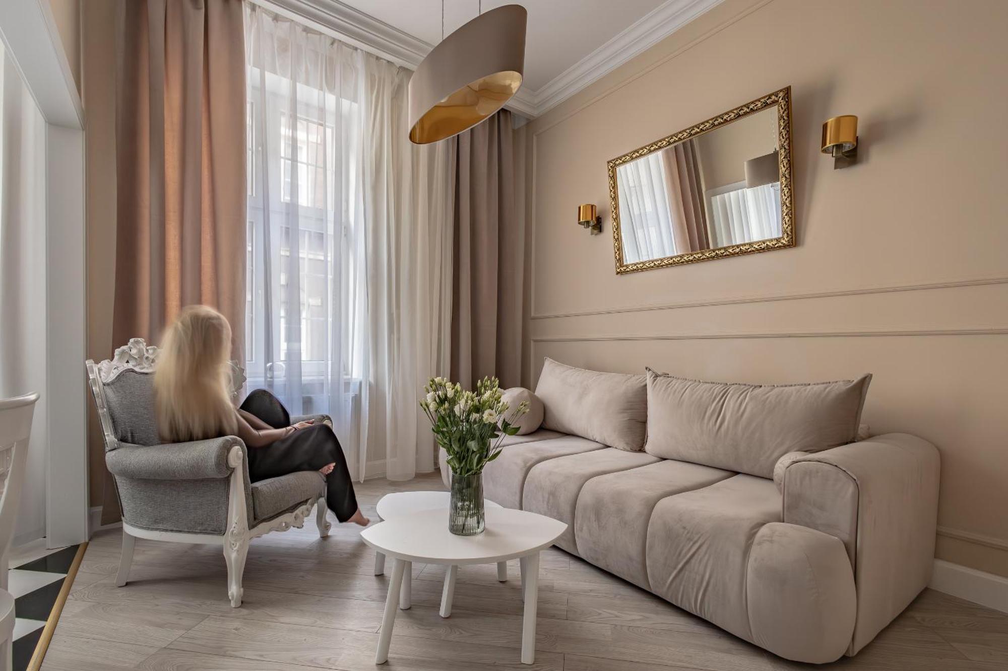 Apartment Glow - Dubaj Glamour, Ulica Dluga Old Town Gdansk