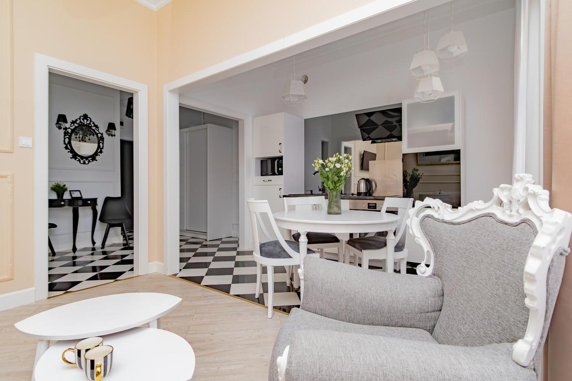 Apartment Glow - Dubaj Glamour, Ulica Dluga Old Town