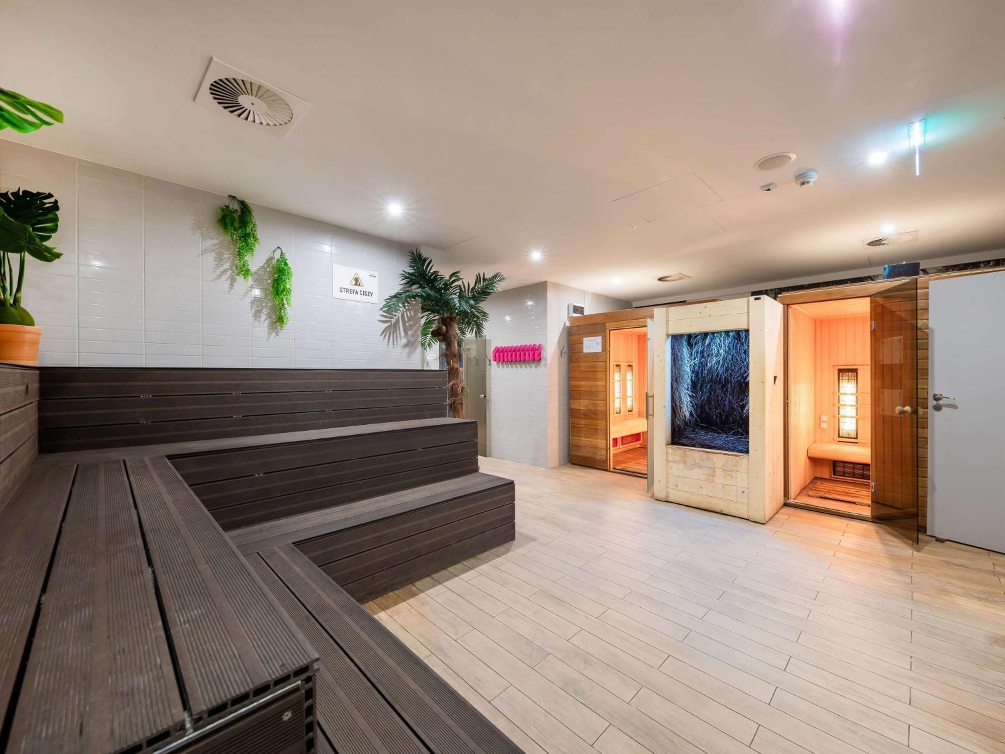 Novotel Marina Hotel 3*