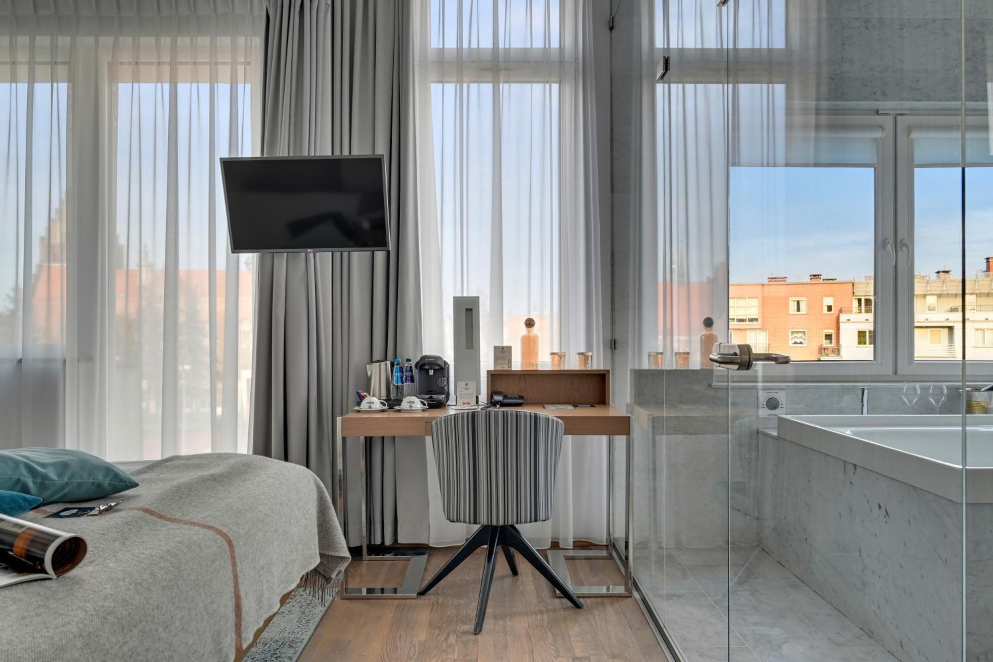 Almond Business & Spa Hotel