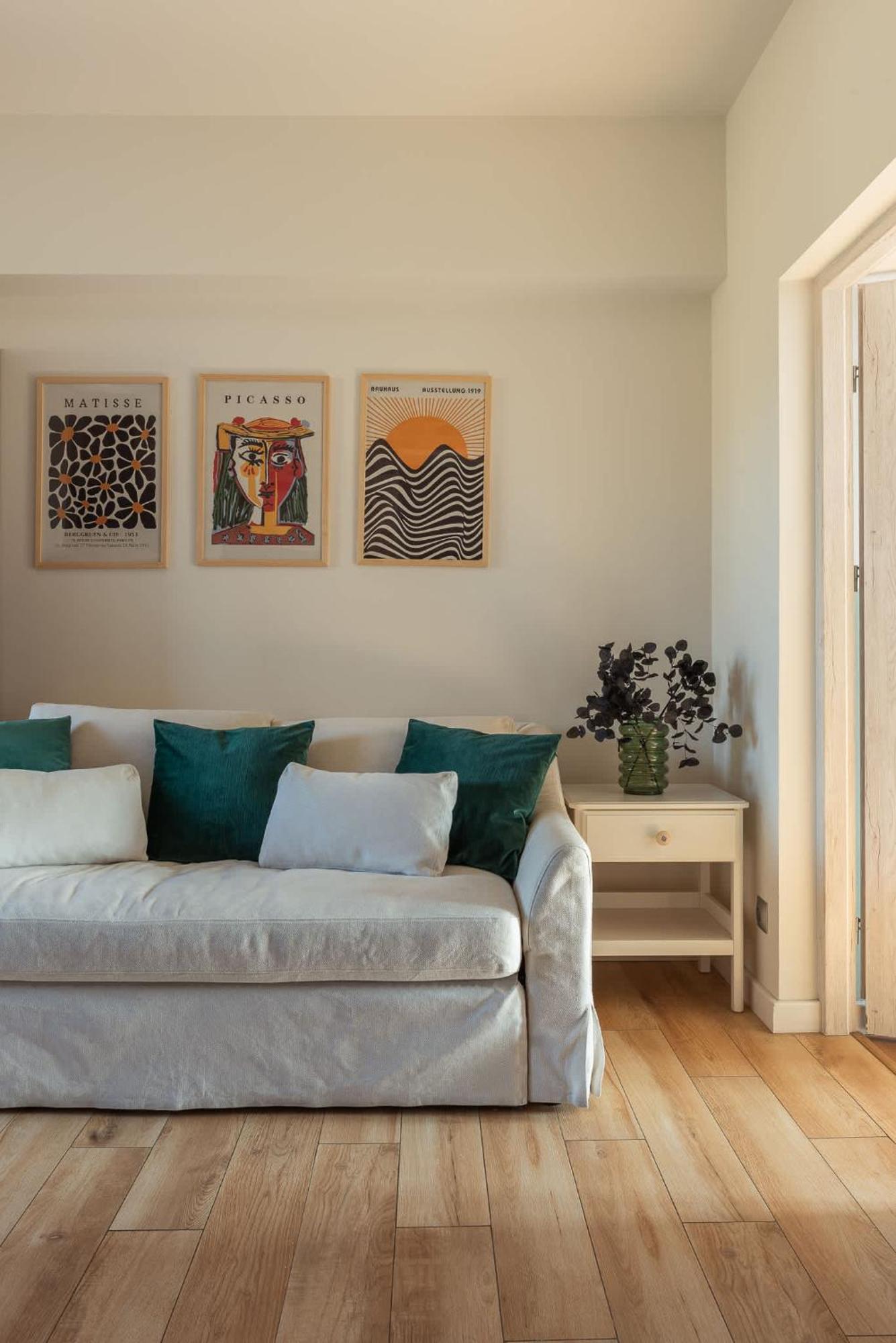 Apartment Cozy With Balcony Near Old Town By Rent Like