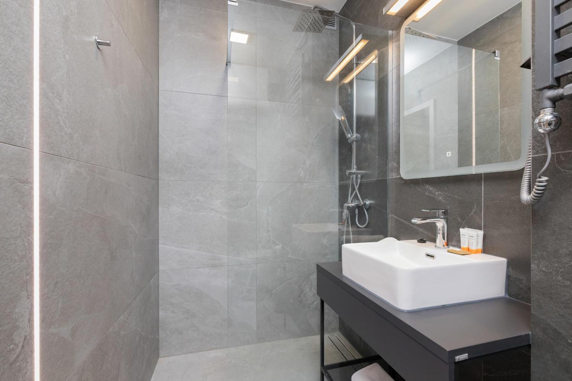 Apartment Chlebnicka In Old Town By Renters *