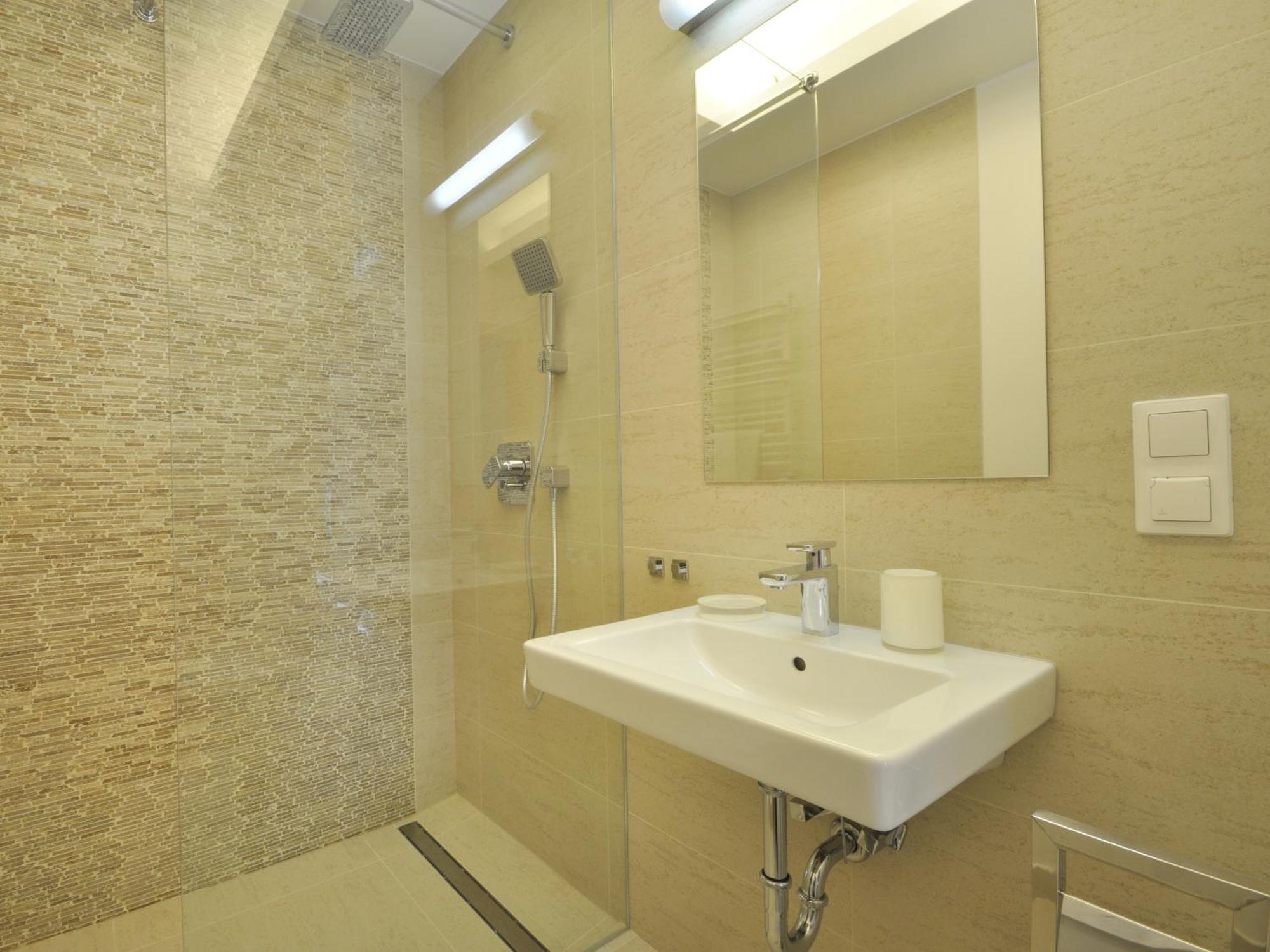 Dom & House - Old Town Waterlane Apartment