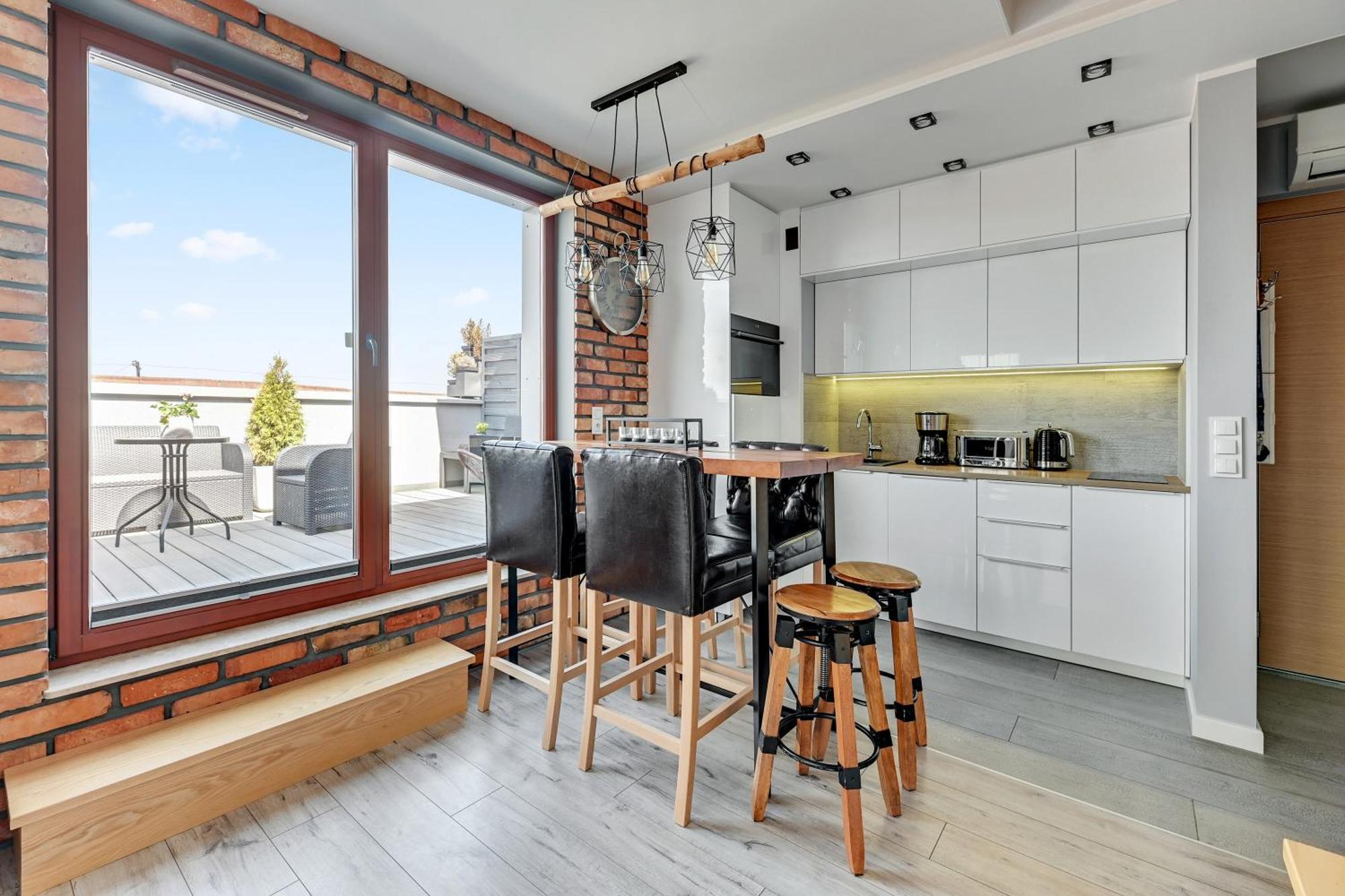 Elegant And Comfortable In Dom & House *