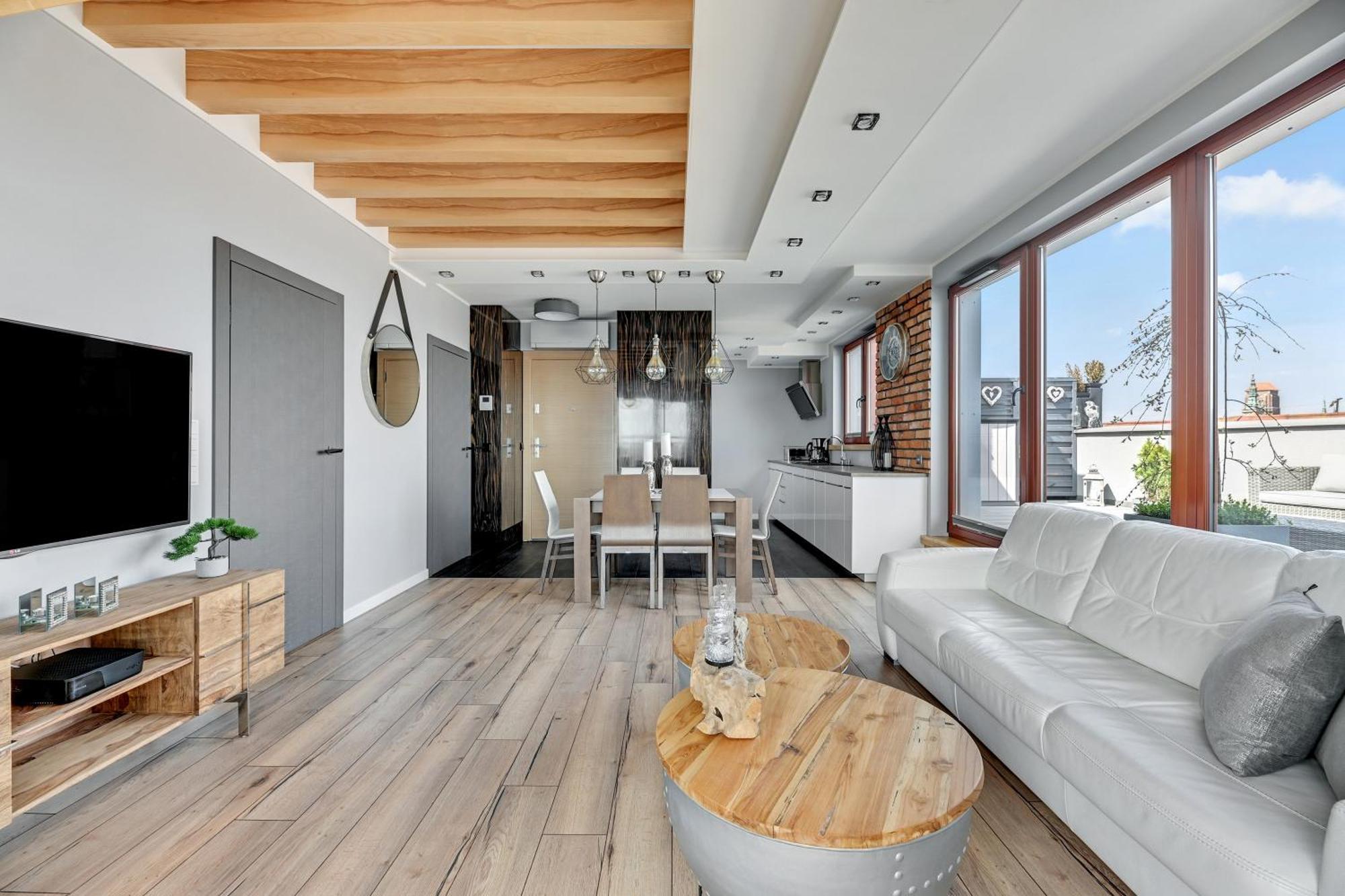 Elegant And Comfortable In Dom & House Apartment