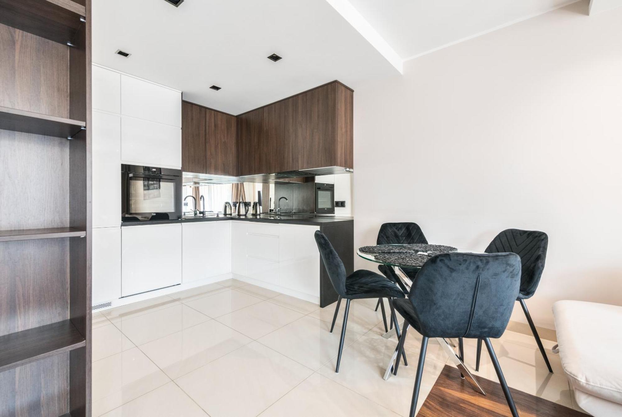 Apartment Comfortable With Access To The Gym Dom & House