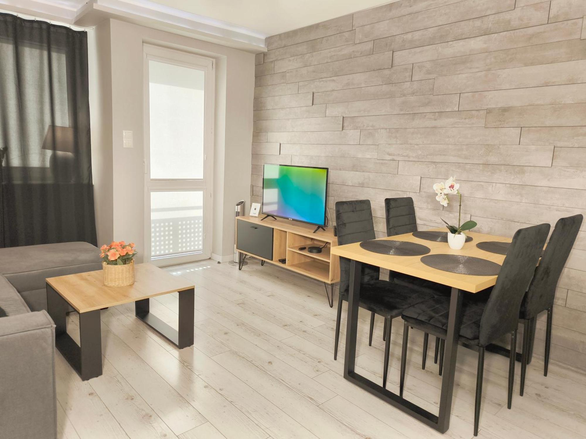 Lamare Apartment *