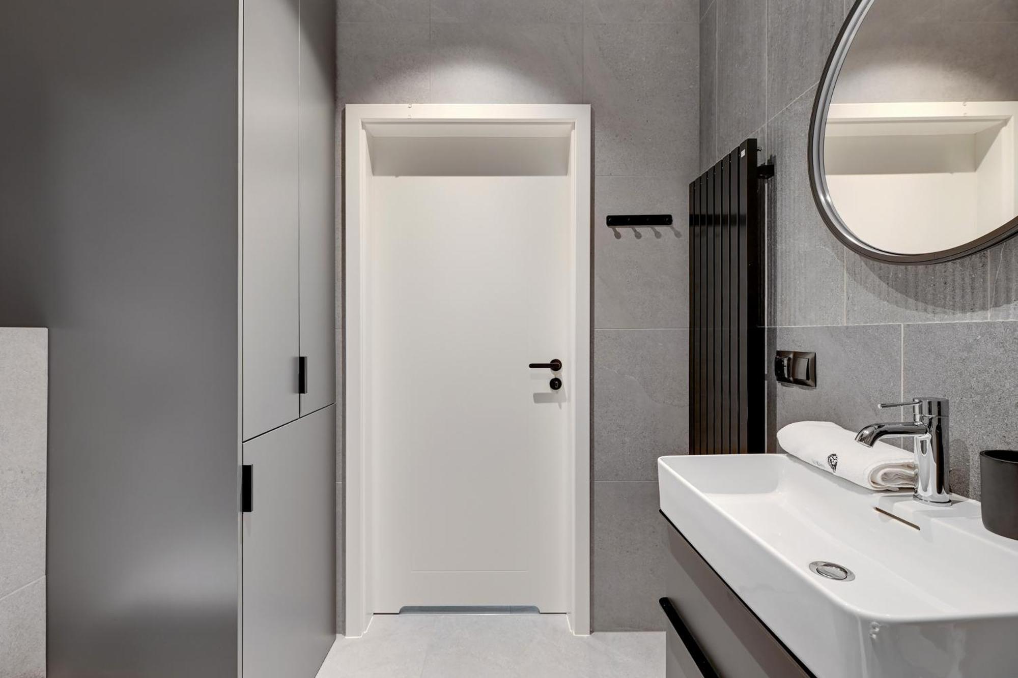Lion Apartments - Premium Apartments With Parking In The Center Of Gdansk