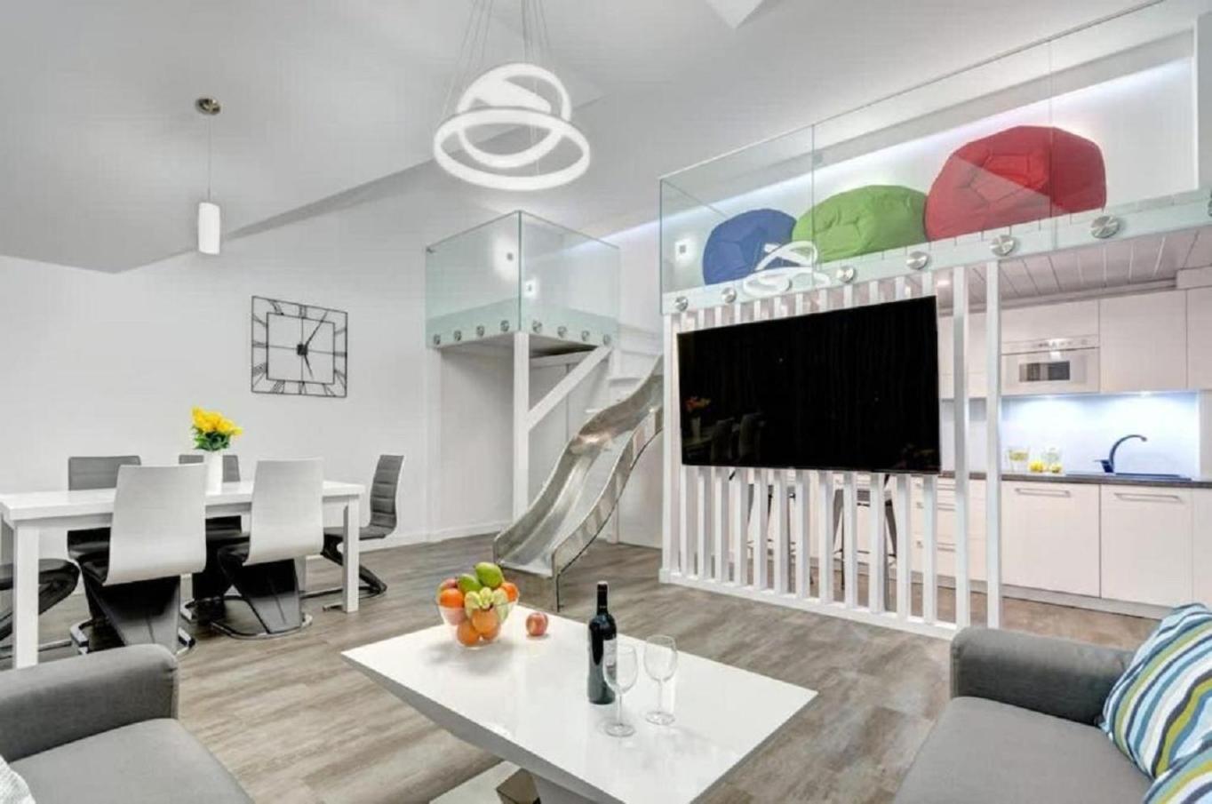 Apartment Dom & House Szafarnia Modern In Old Town *