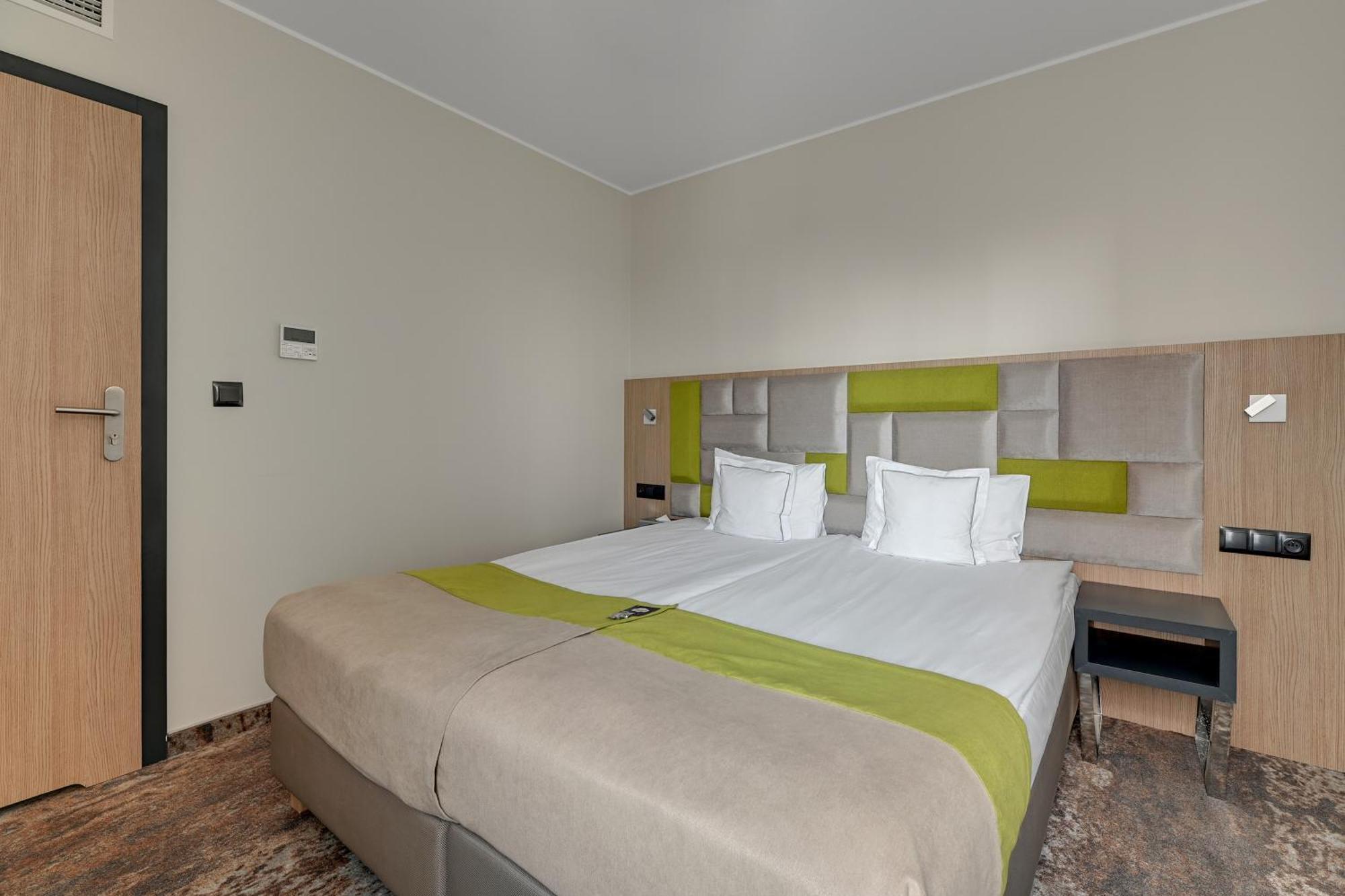 Hotel Almond Business & Spa