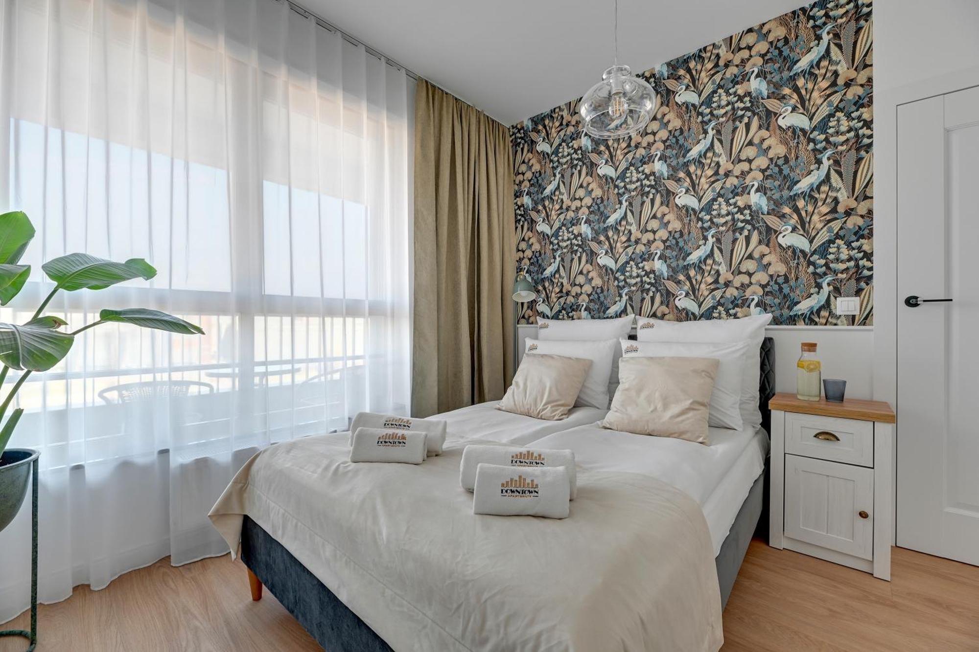 Doki Living - Foodhall & Parking By Downtown Apartment *