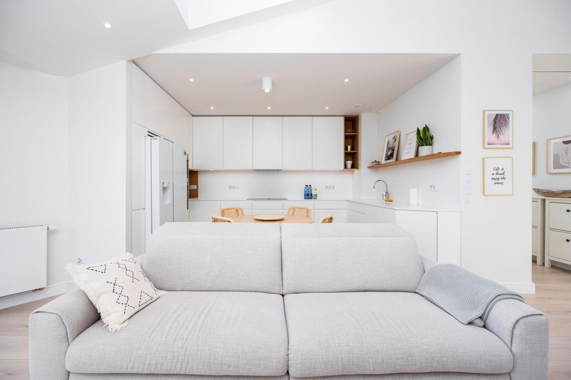 Classy White By Oneapartments * Gdansk