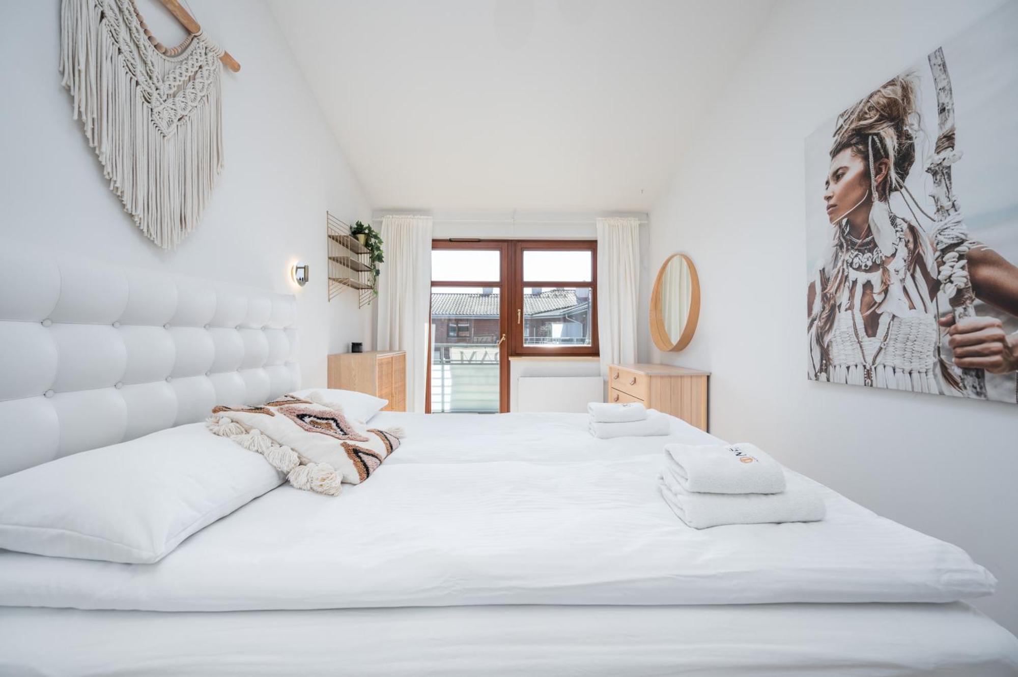 Classy White By Oneapartments * Gdansk
