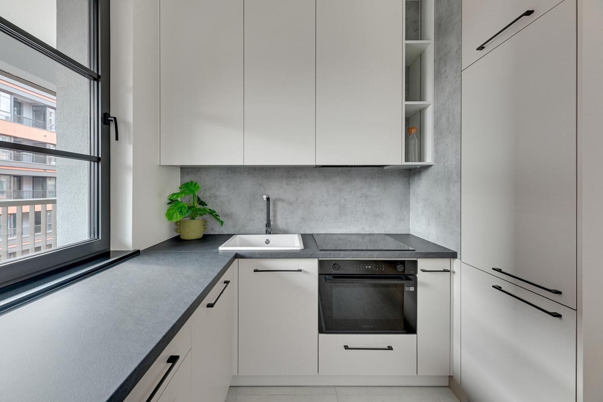 Doki Living - Foodhall & Parking By Downtown Gdansk
