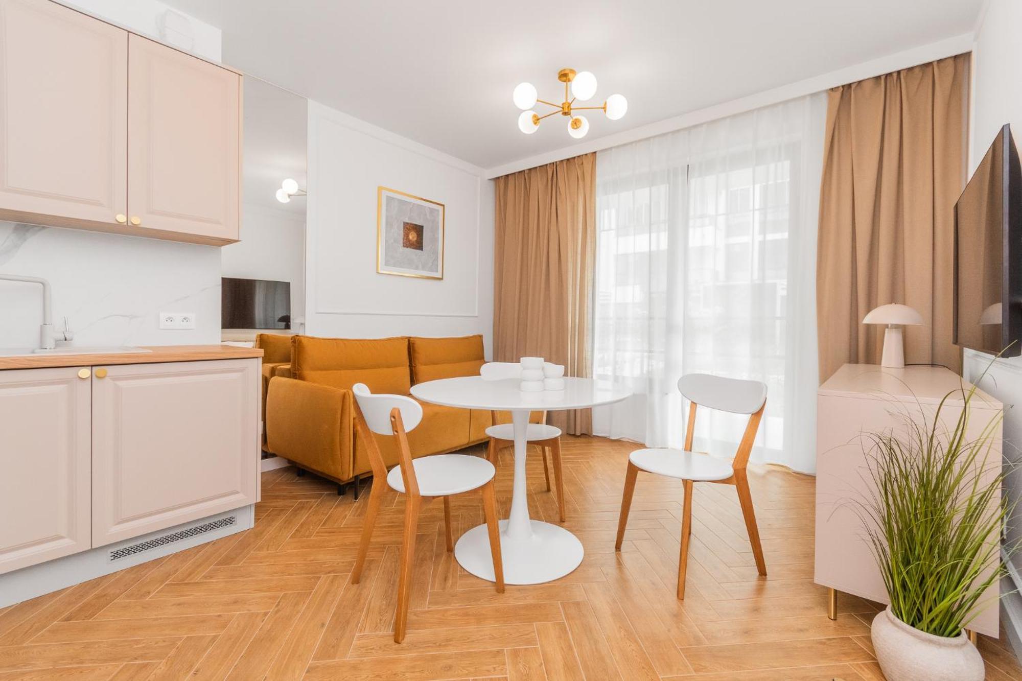 Grand - Doki Living & Foodhall * Gdańsk