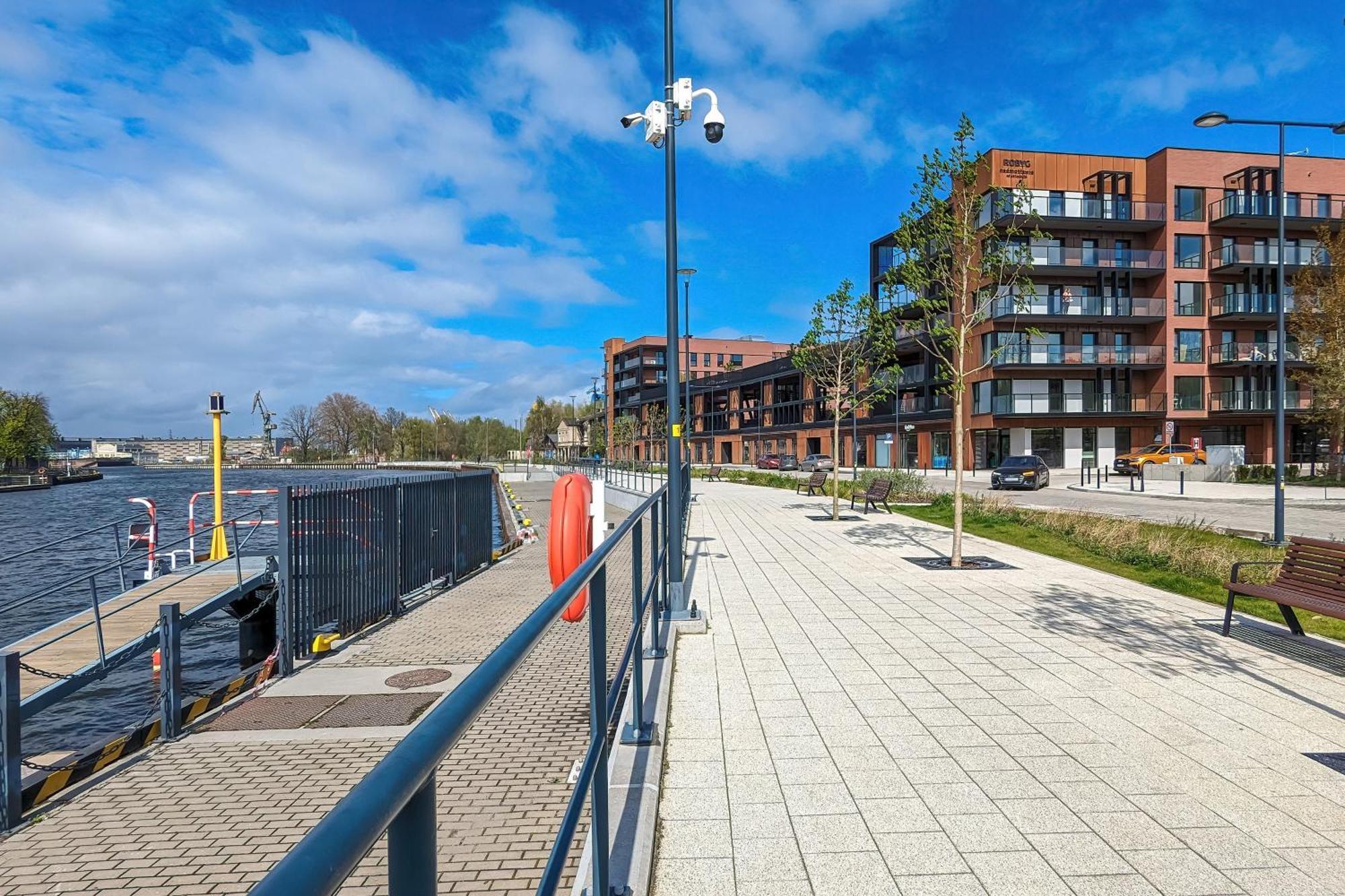 Apartment Elegant In With Sauna, Gym And Parking By Renters *