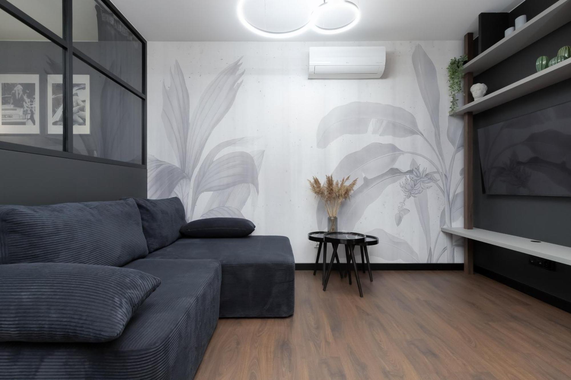 Elegant In With Sauna, Gym And Parking By Renters Apartment