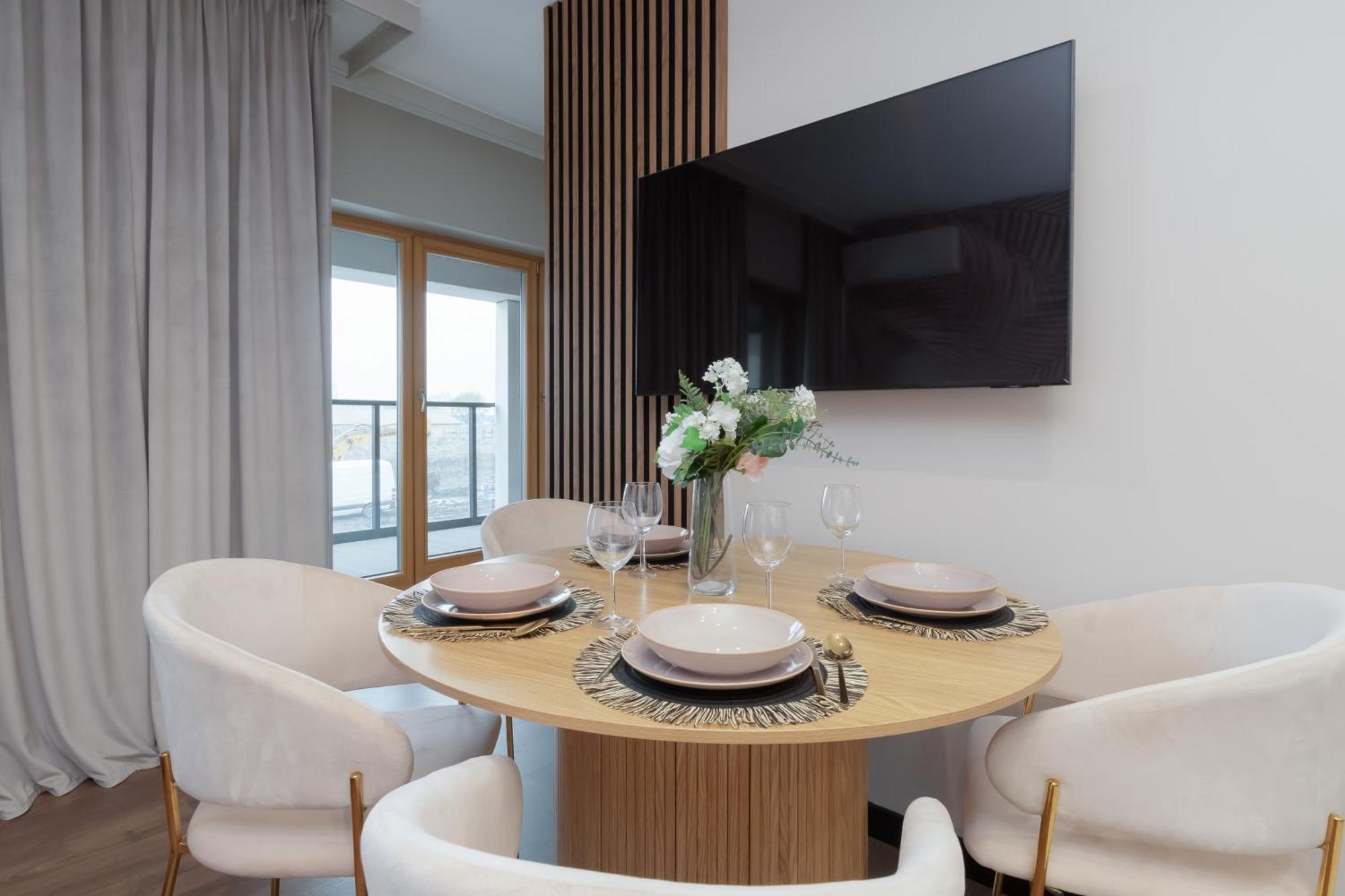 Apartment Elegant In With Sauna, Gym And Parking By Renters Gdansk