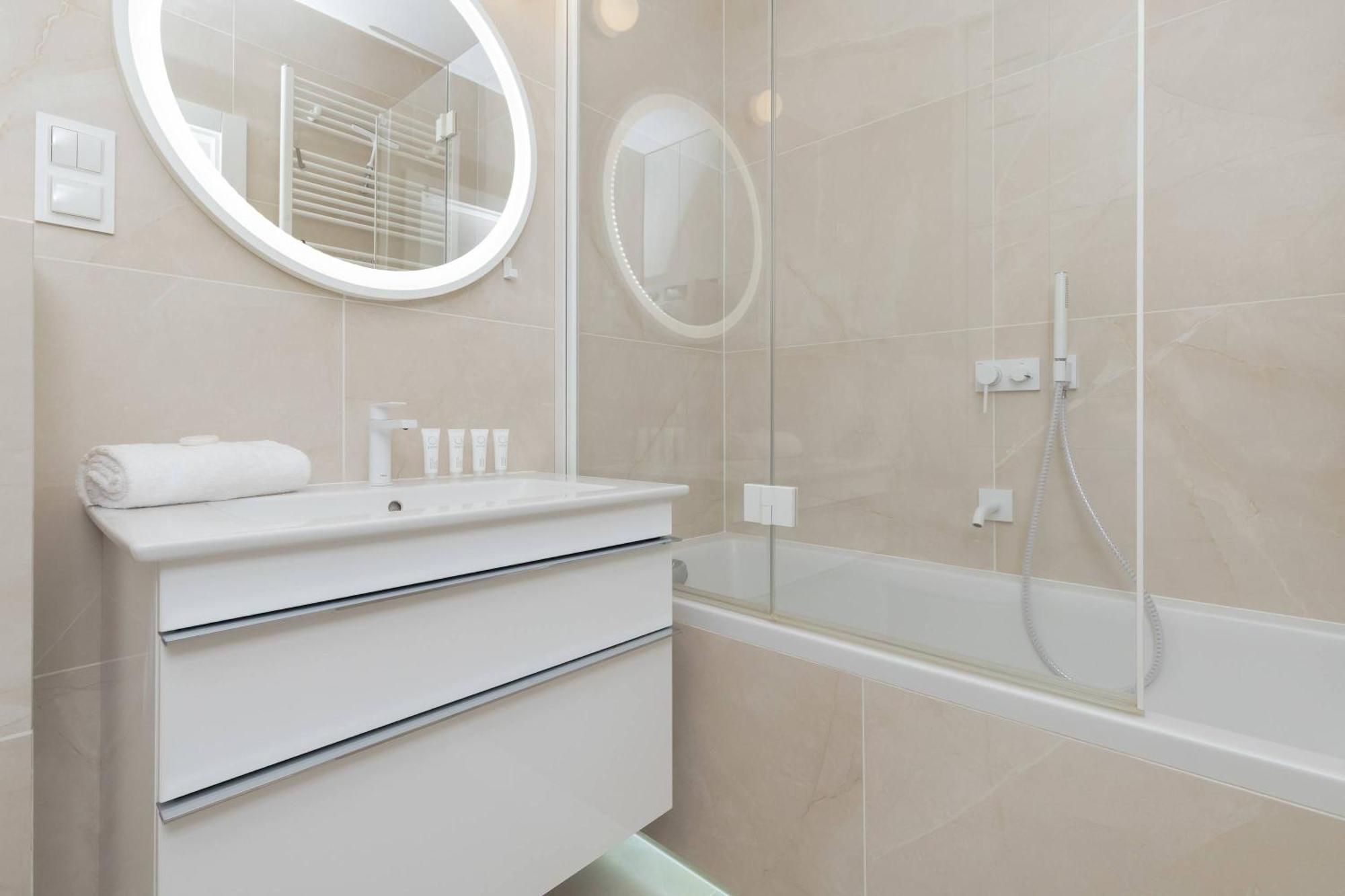 Apartment Bright Tarasy Baltyku By Renters