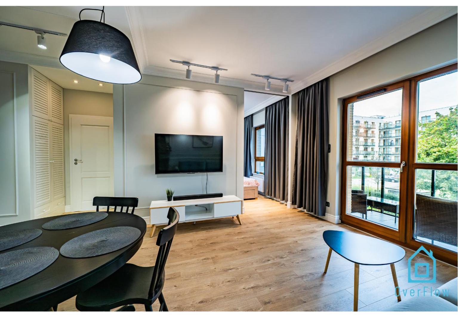 Huoneisto Oasis - 2,4 Km To Baltic Sea & 3 Km To Polsat Arena *