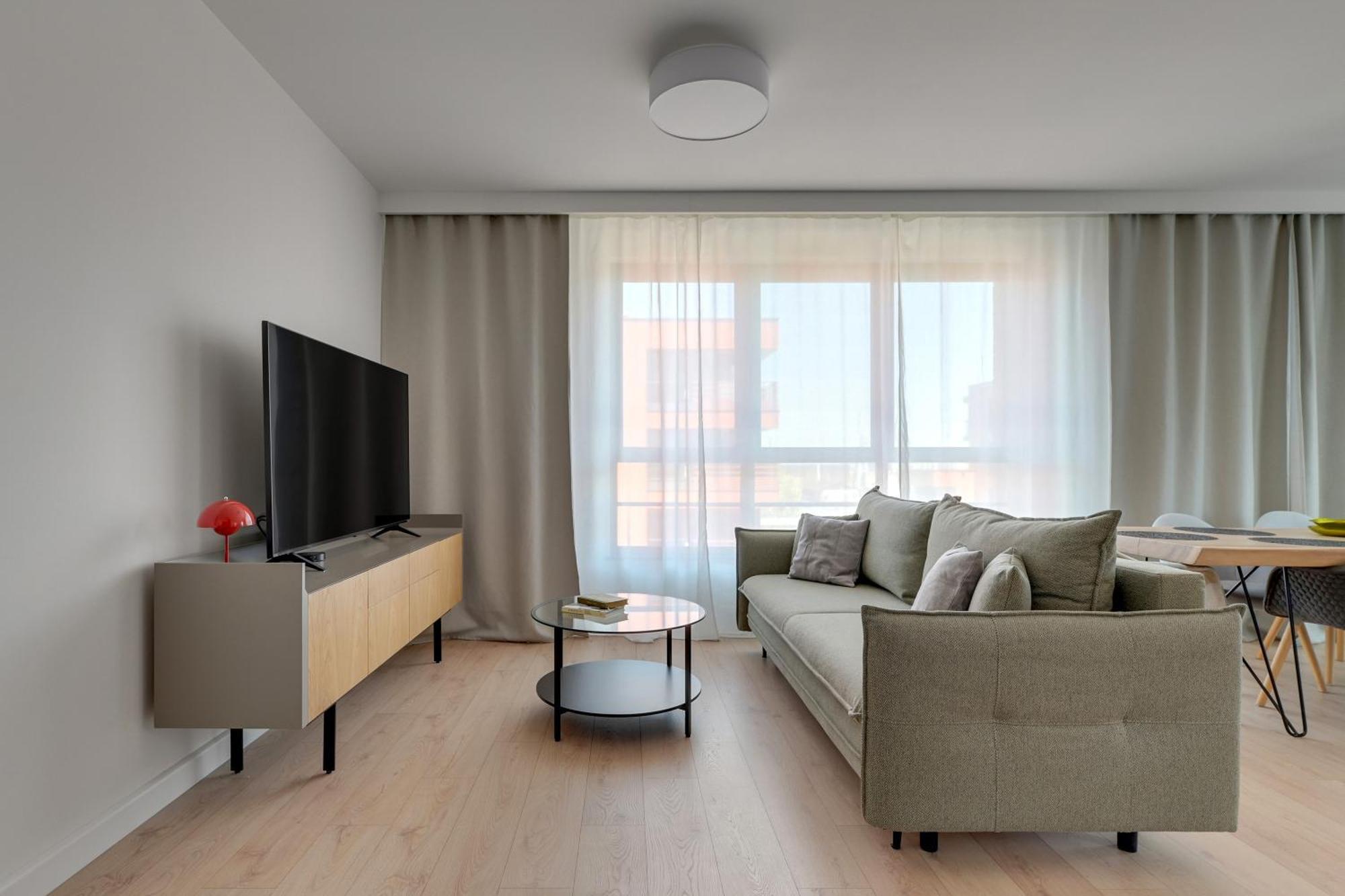 Doki Living - Foodhall & Parking By Downtown Apartment *