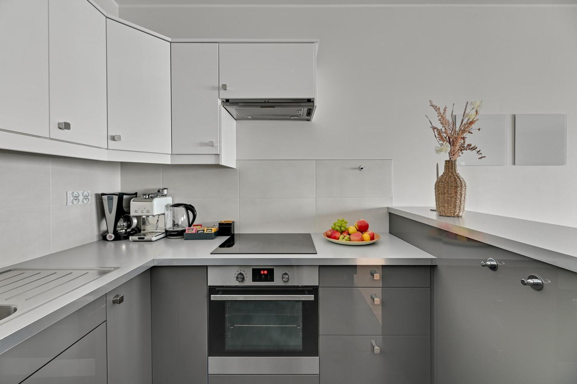Apartment Waterlane Riverside - Spa, Pool, Gym & Parking By Downtown Gdansk