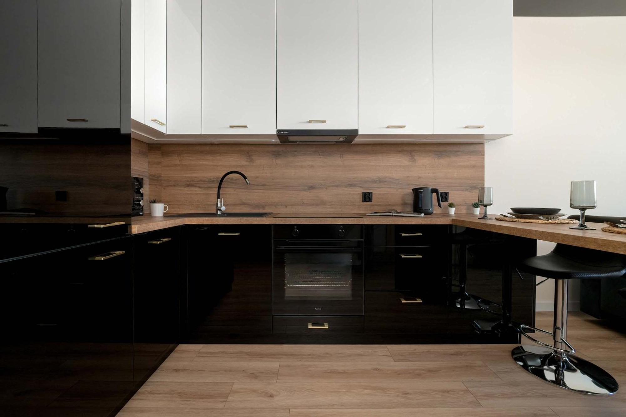 Elegant & Modern With Water View By Renters *