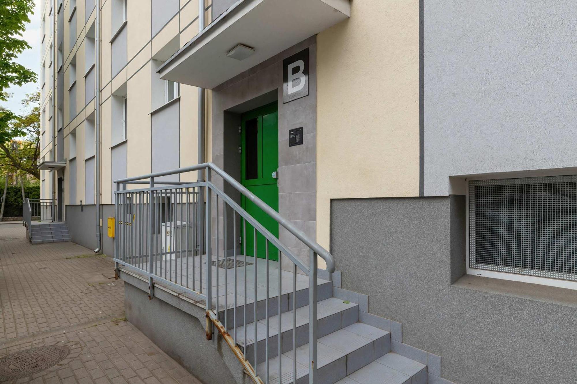 Stylish 400 M To The Beach, Wifi & Smart Tv By Renters Apartment