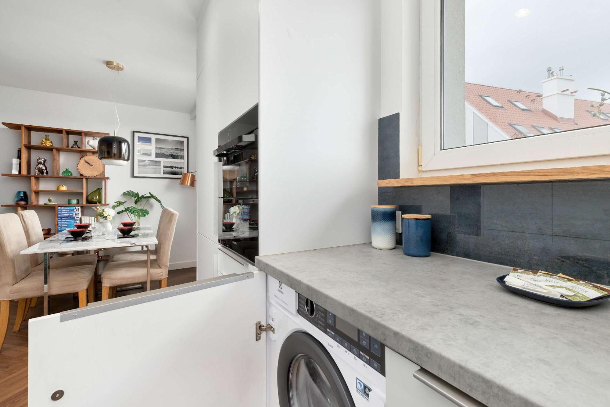Stylish 400 M To The Beach, Wifi & Smart Tv By Renters Apartment *
