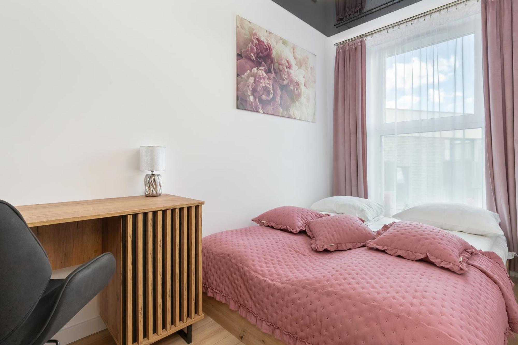 Elegant & Modern With Water View By Renters Huoneisto Gdańsk