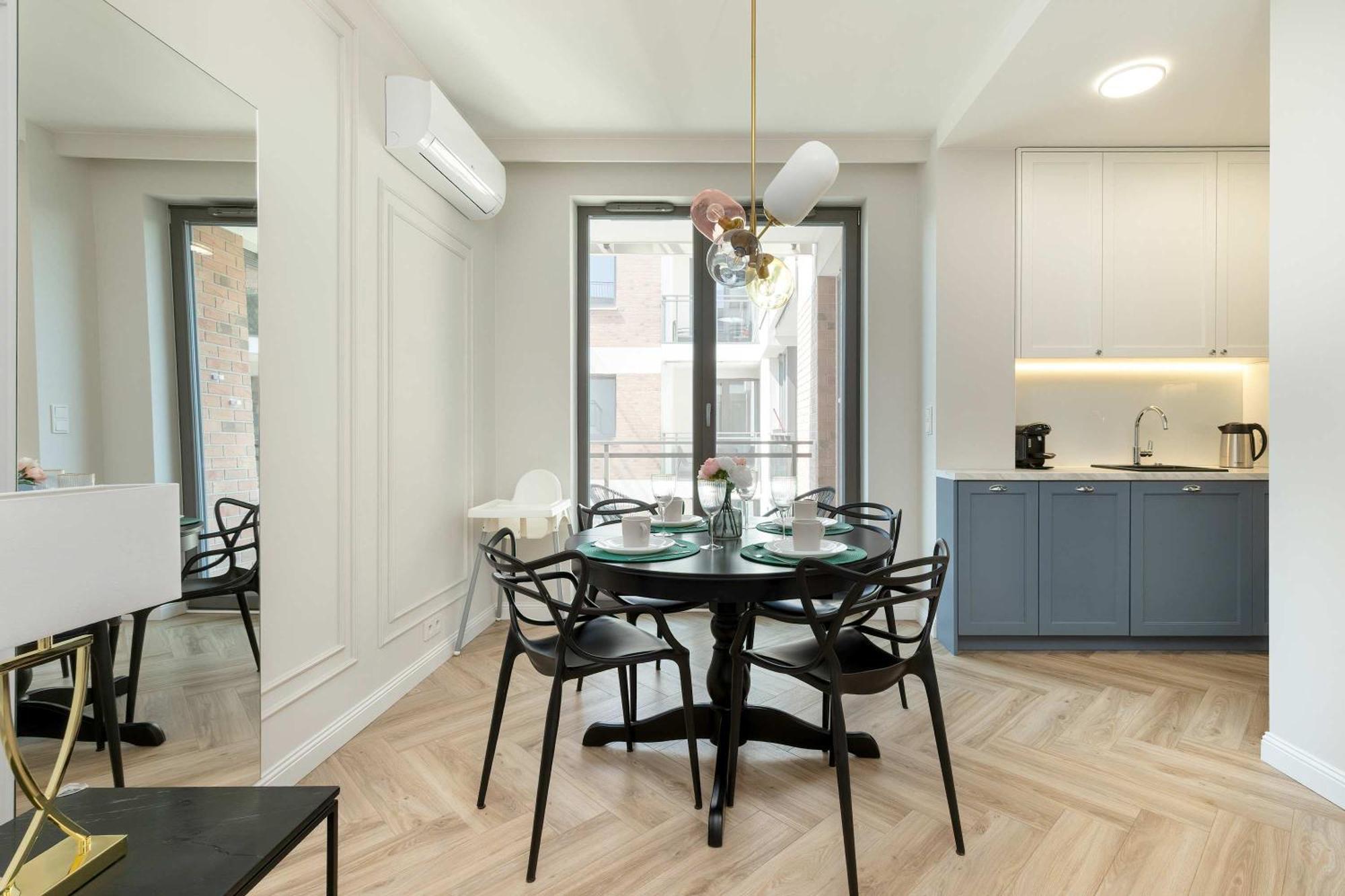 Lägenhet Exclusive With Parking, Air Conditioning And A Rooftop Terrace In The Centre Of By Renters Prestige