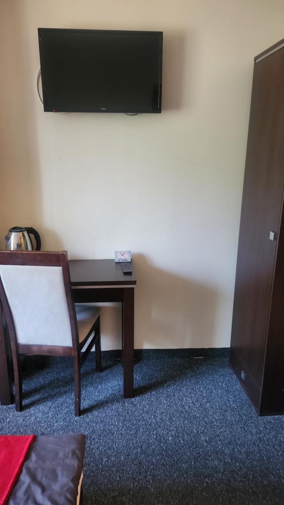 Pallas Nocleg ze śniadaniem 3*