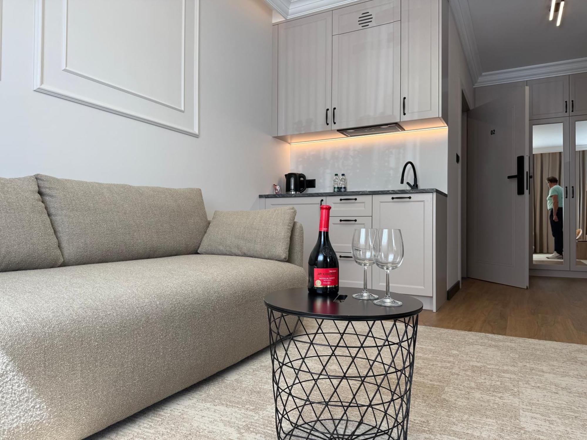 Moris Aparthotel *