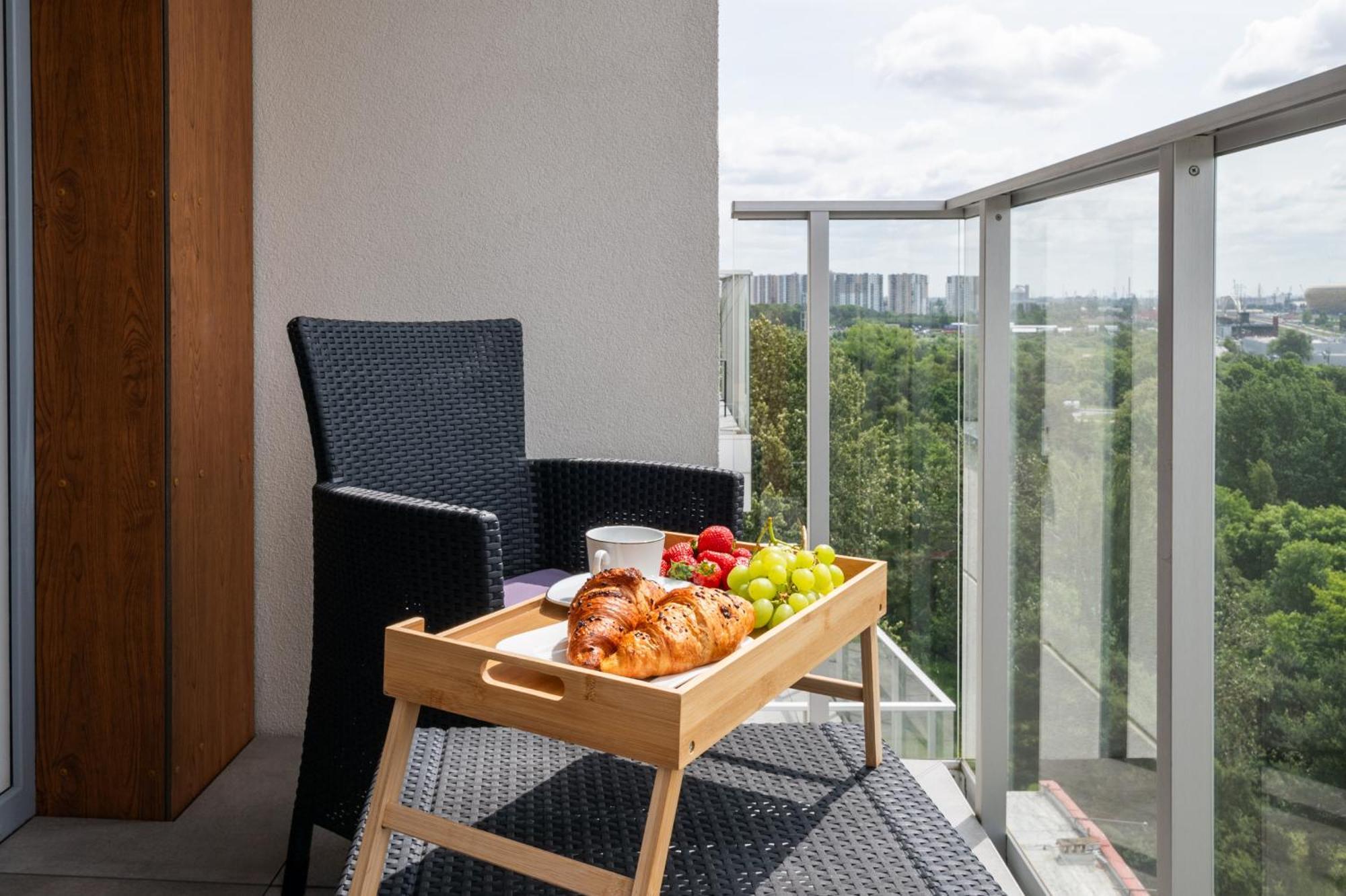 Apartment Baltica Towers By Alqueen Gdansk