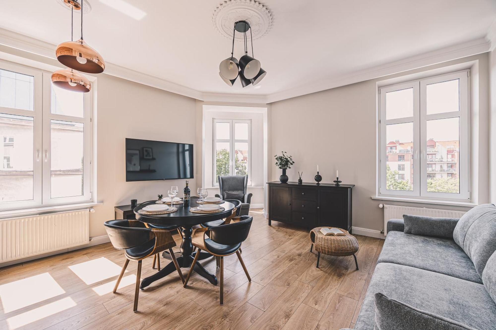 Căn hộ Spacious In Centre - 2homerent Zielona