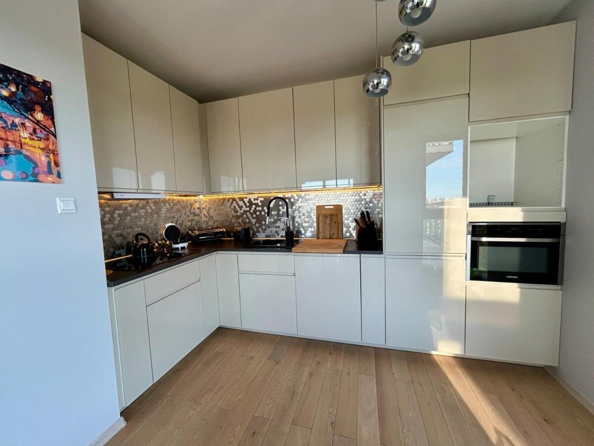 3-beds With Sea View, Brzezno Wrzeszcz Apartment